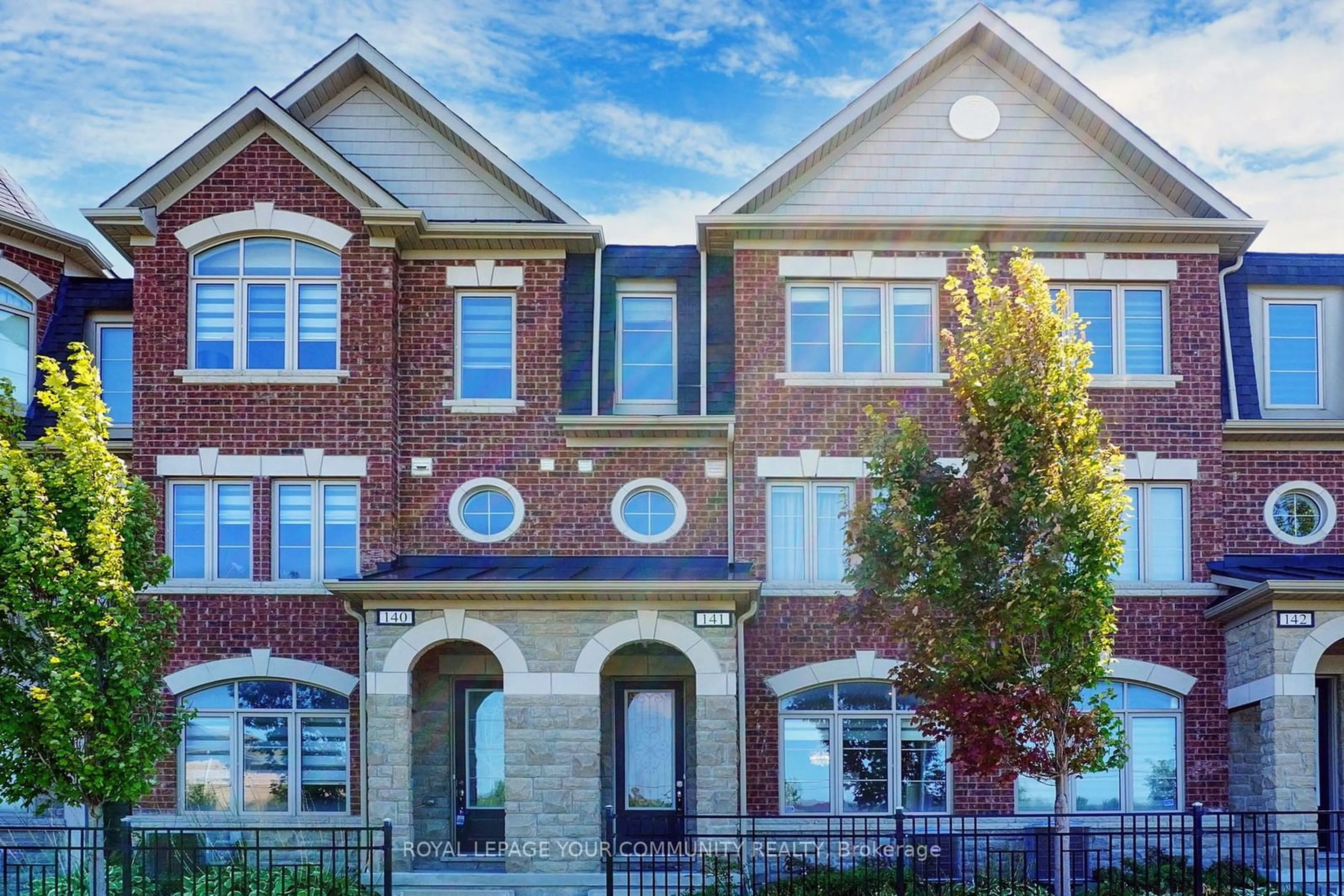 Home with brick exterior material for 1331 Major Mackenzie Dr #141, Vaughan Ontario L6A 4W4