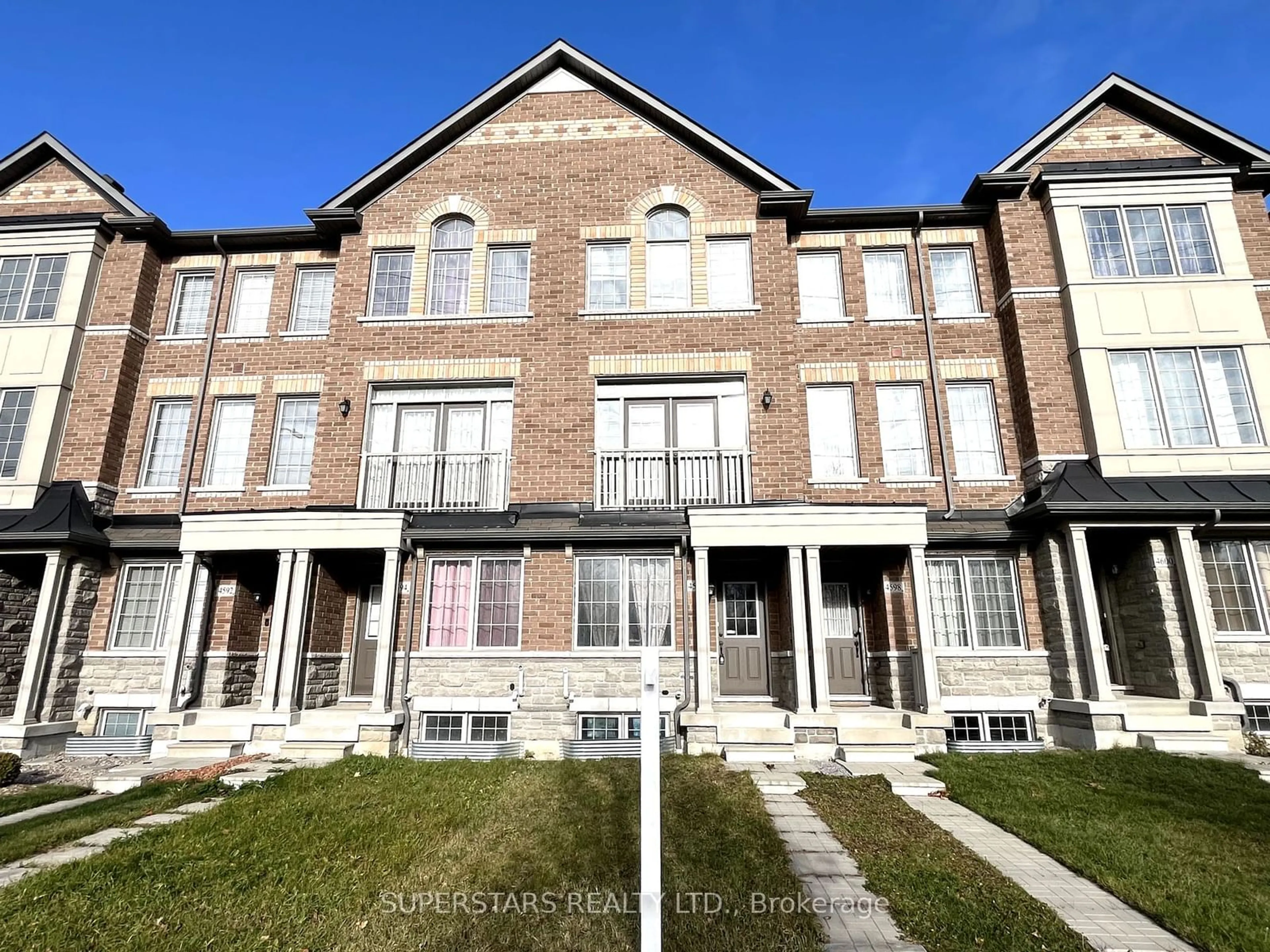 A pic from exterior of the house or condo, the front or back of building for 4596 16TH Ave, Markham Ontario L6C 0X6