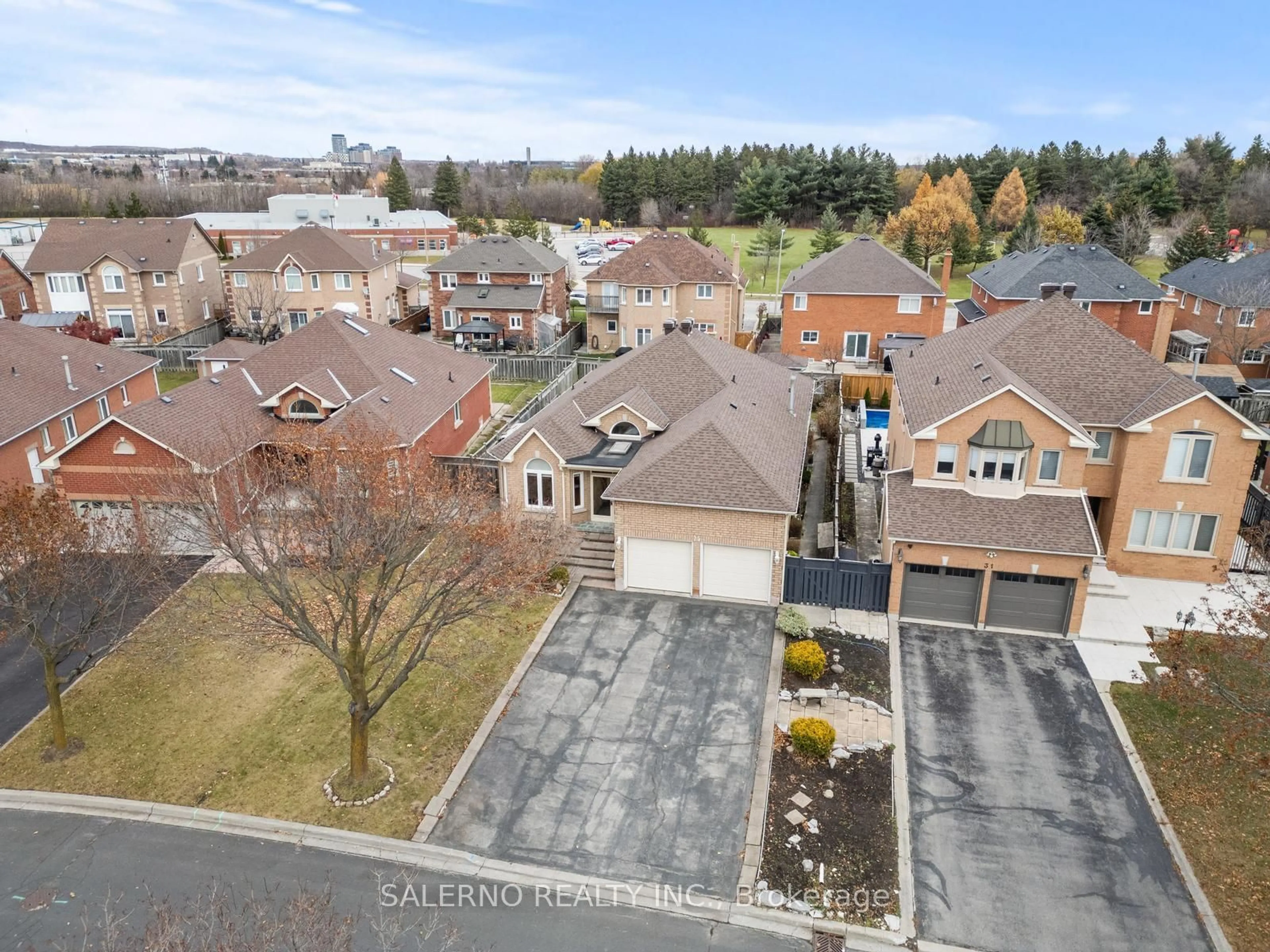 Frontside or backside of a home, the street view for 25 Lockheed Ave, Vaughan Ontario L6A 1X9