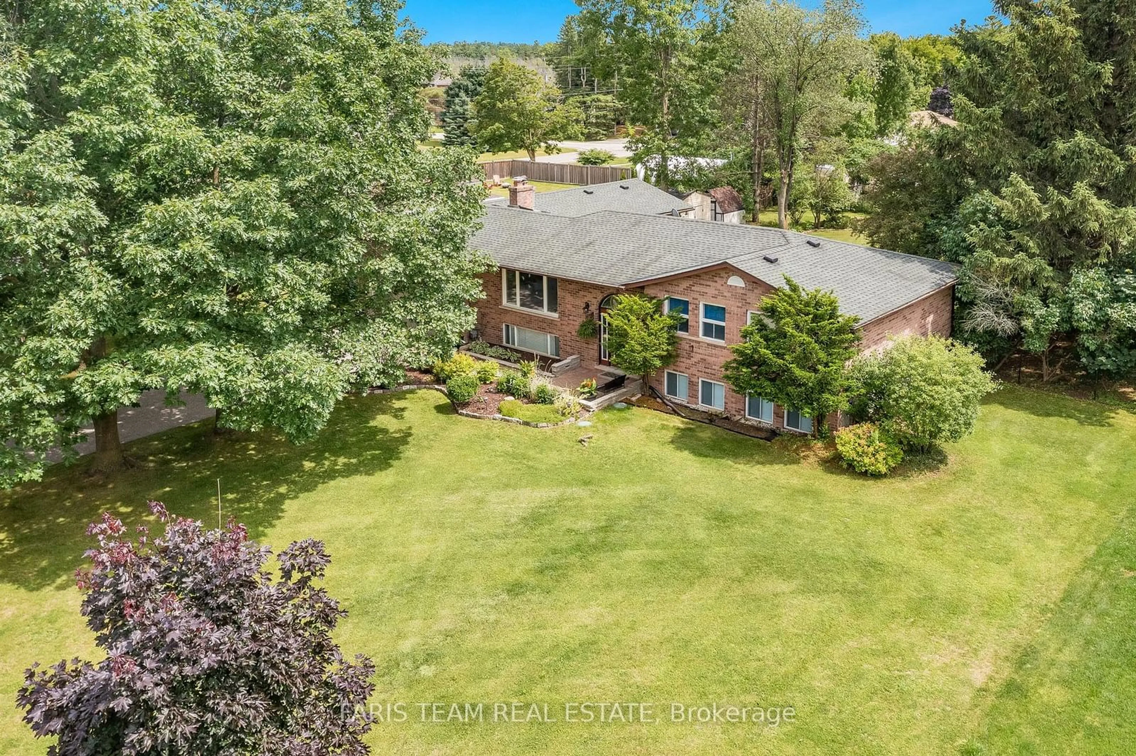 Frontside or backside of a home, the fenced backyard for 3 Artesian Ave, East Gwillimbury Ontario L9N 1J3