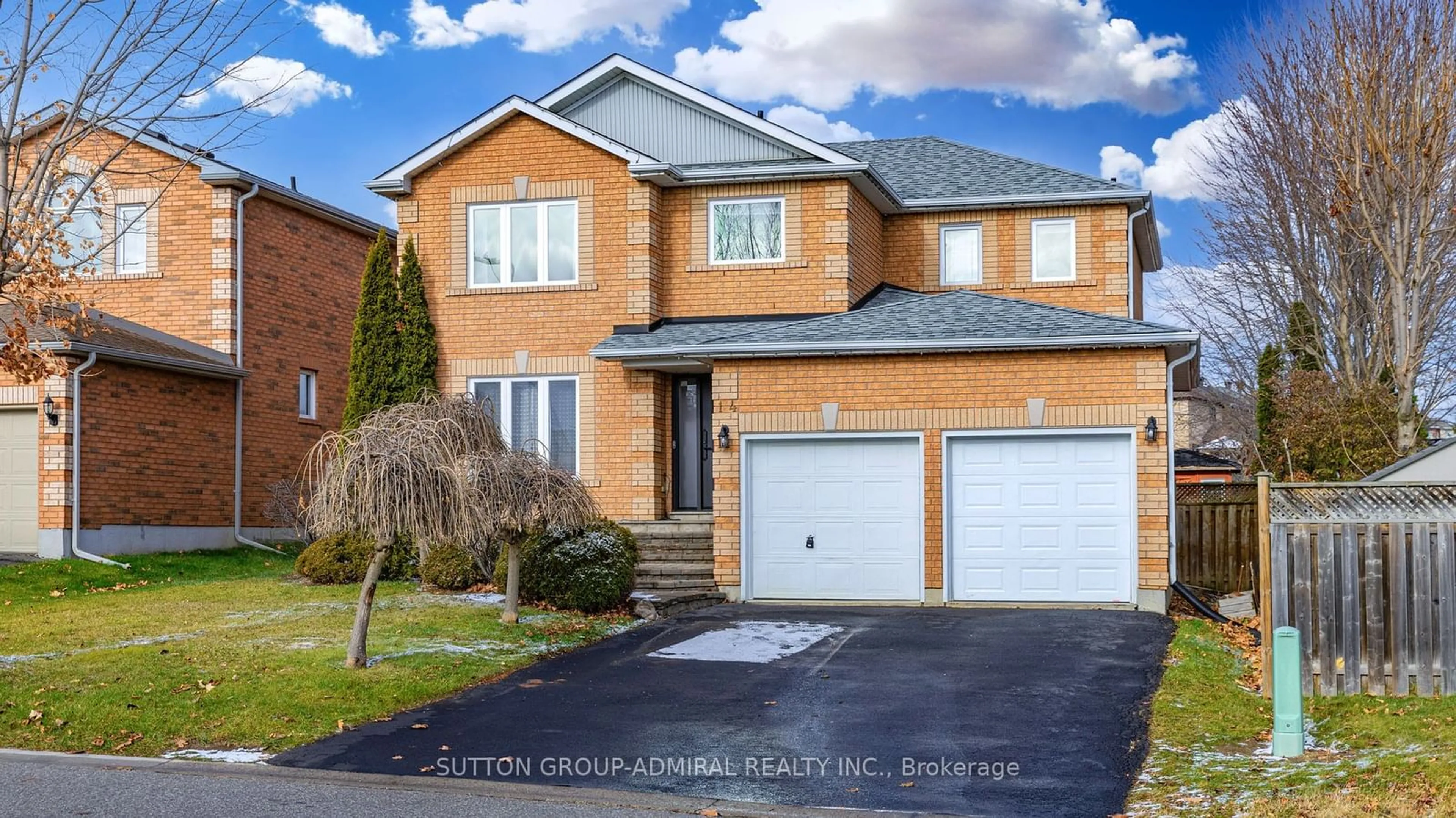 Frontside or backside of a home, mountain for 14 Metcalfe Dr, Bradford West Gwillimbury Ontario L3Z 3C7