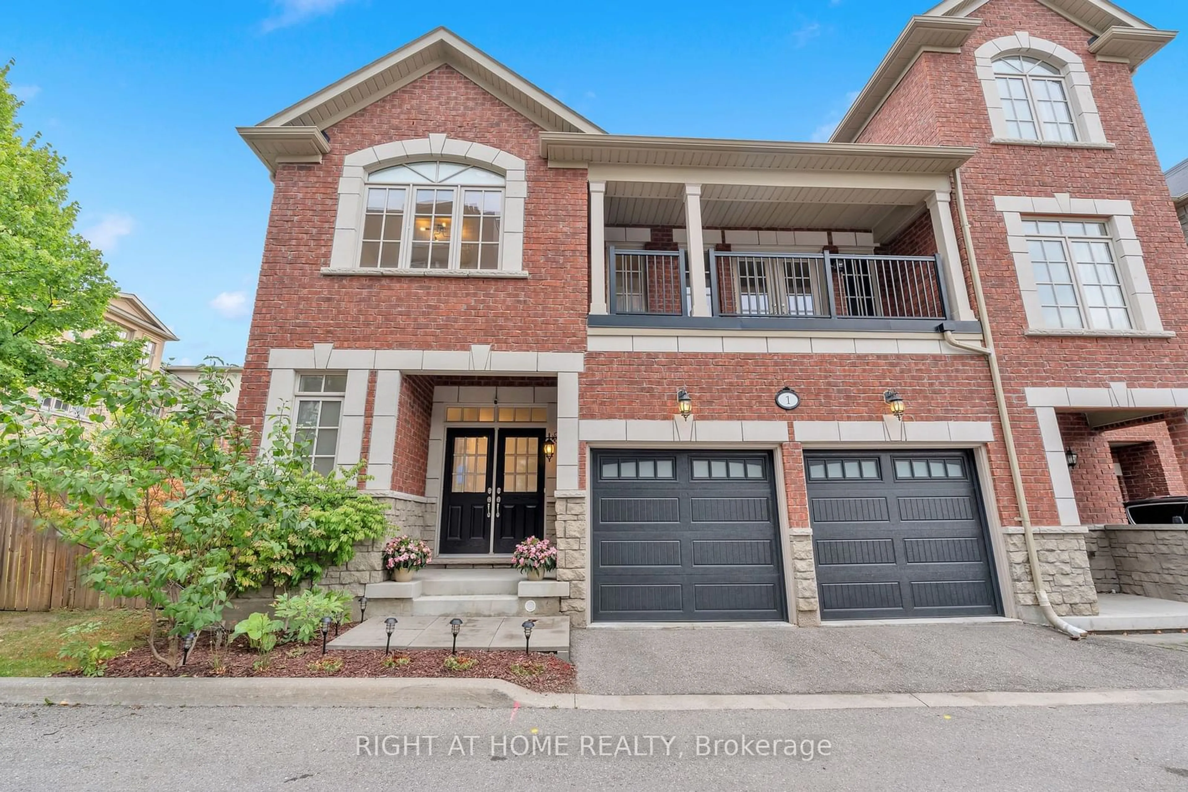 Home with brick exterior material for 108 Dunlop St #1, Richmond Hill Ontario L4C 0X2