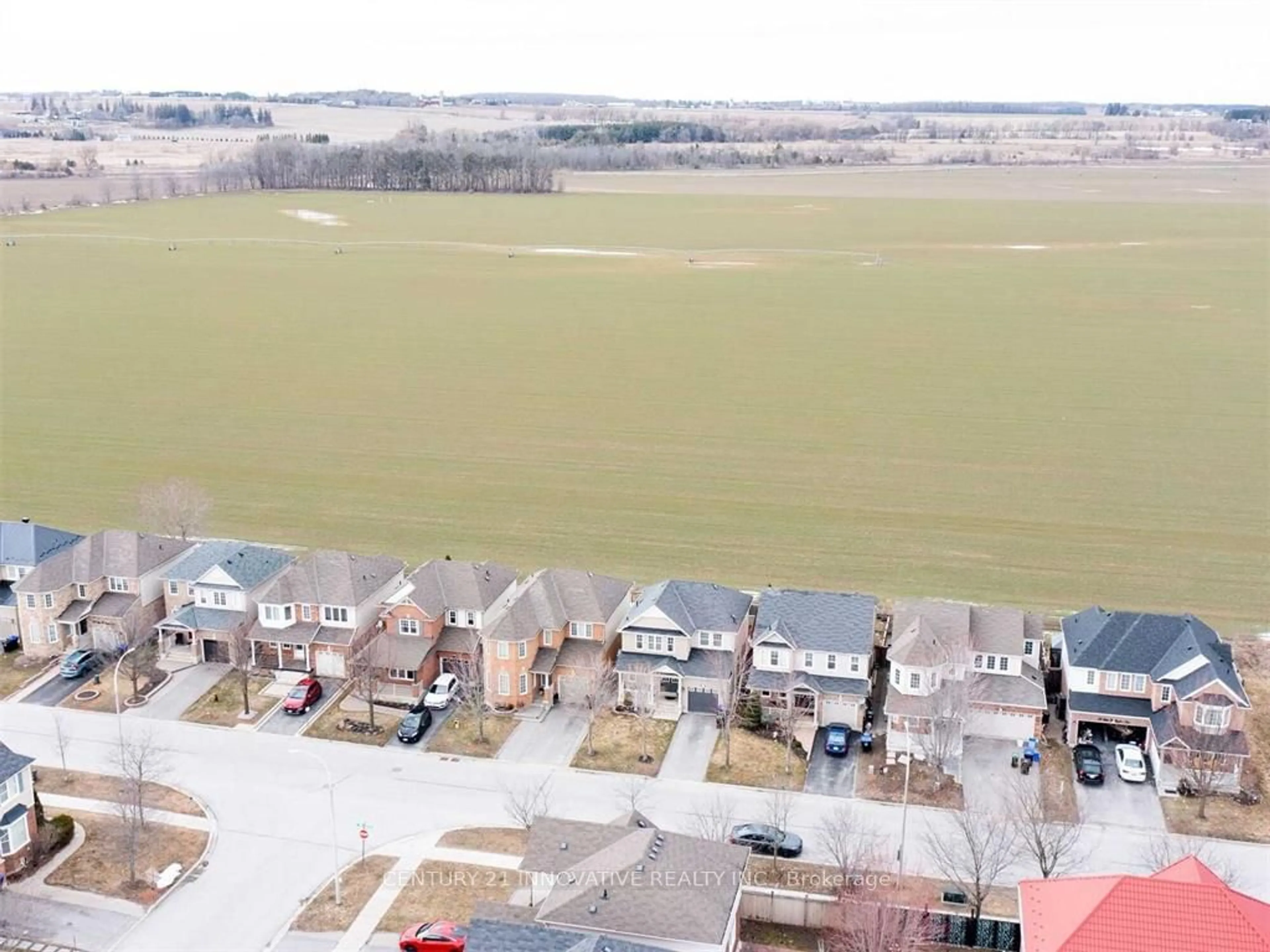 Frontside or backside of a home, the street view for 58 John W Taylor Ave, New Tecumseth Ontario L9R 0E1