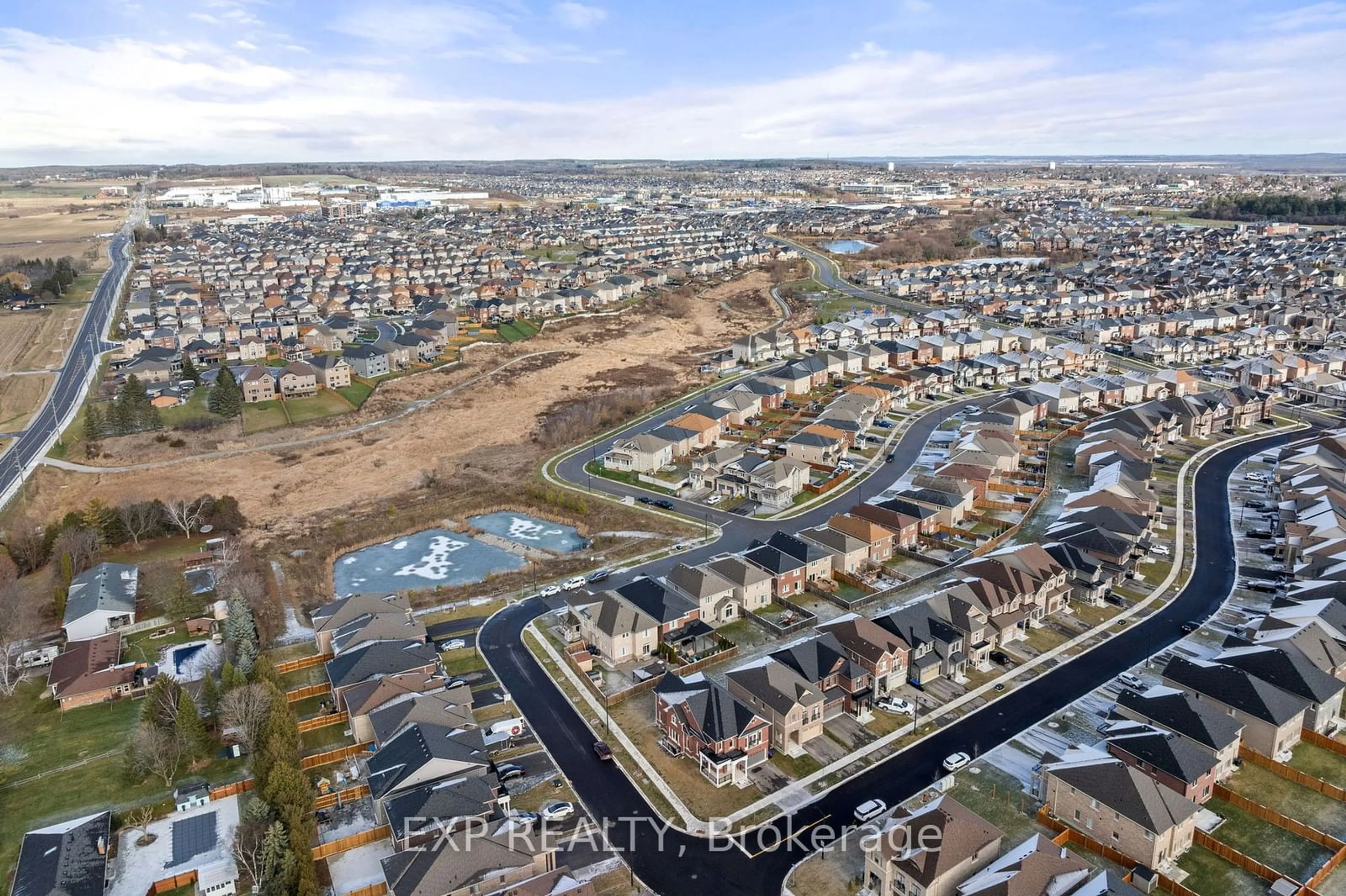 A pic from exterior of the house or condo, the view of city buildings for 102 Mac Campbell Way, Bradford West Gwillimbury Ontario L3Z 4M6