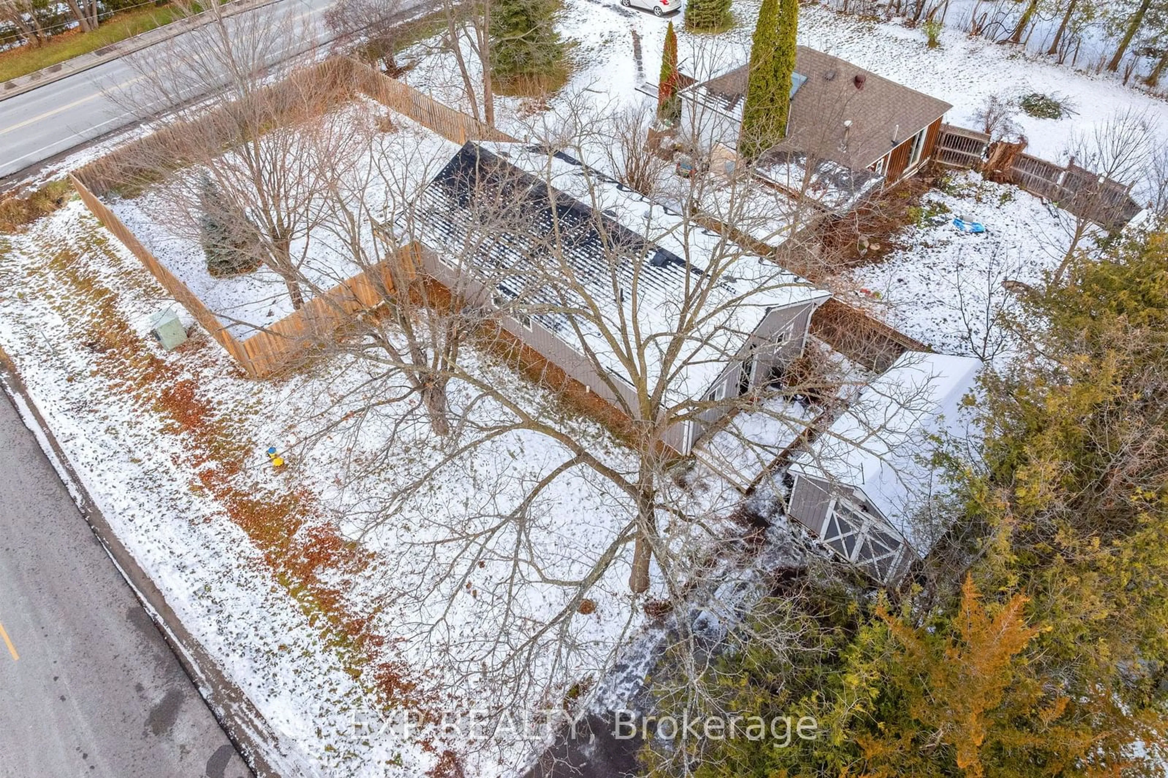 Frontside or backside of a home, the fenced backyard for 1971 Metro Rd, Georgina Ontario L0E 1L0