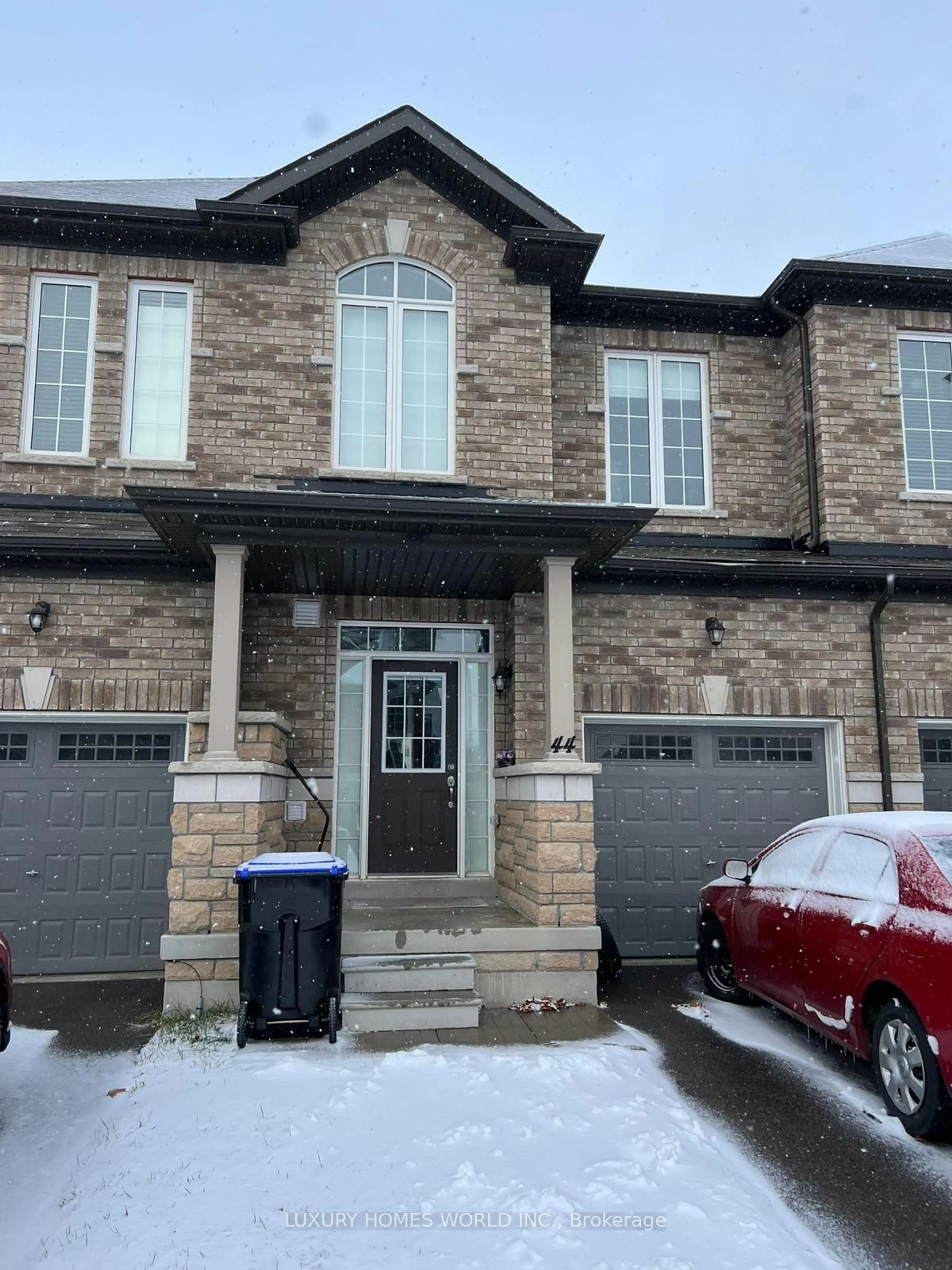 Home with brick exterior material for 44 Blackwell Cres, Bradford West Gwillimbury Ontario L3Z 4L3