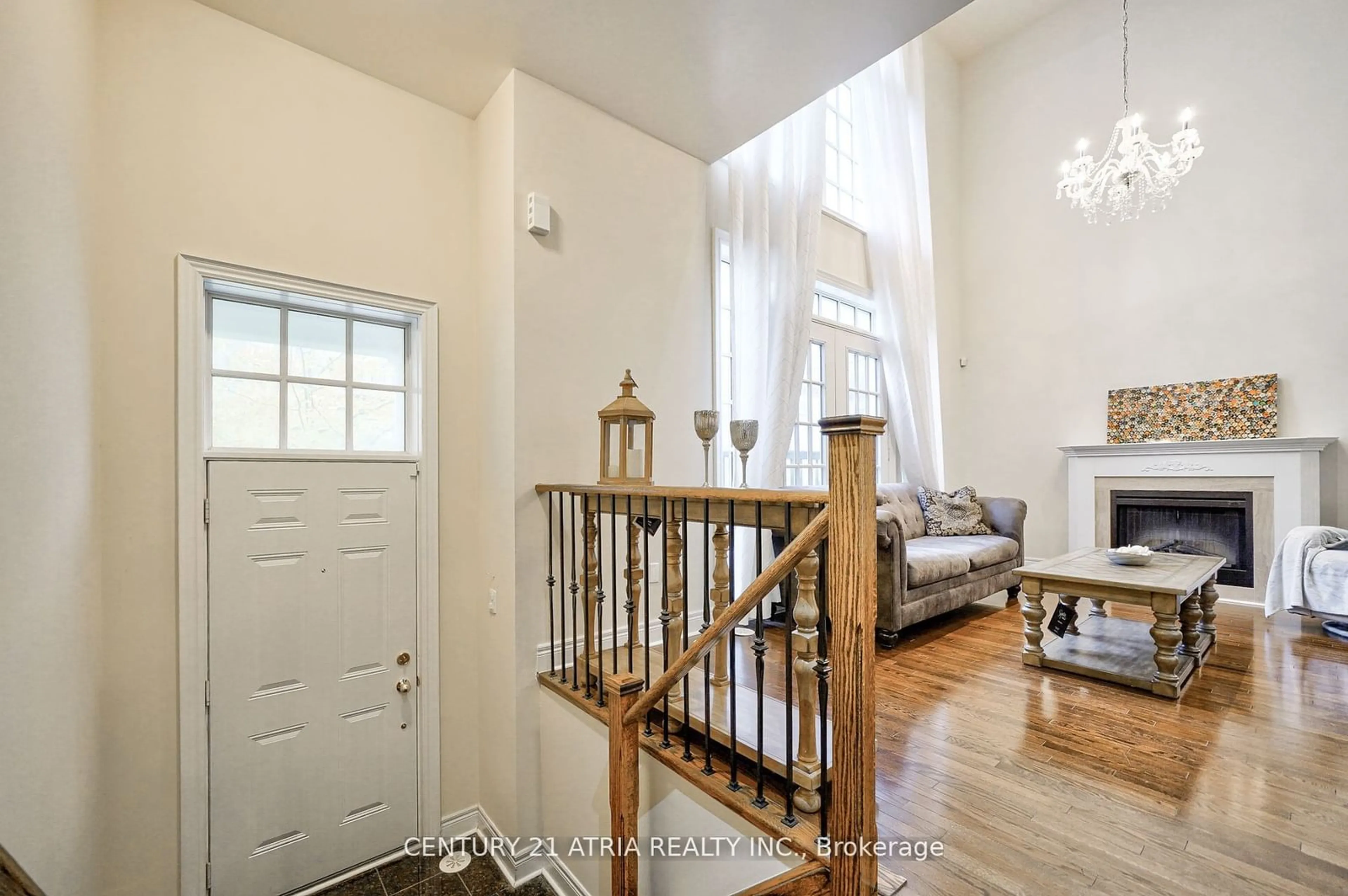 Indoor entryway, wood floors for 28 Lord Durham Rd, Markham Ontario L6G 0C2