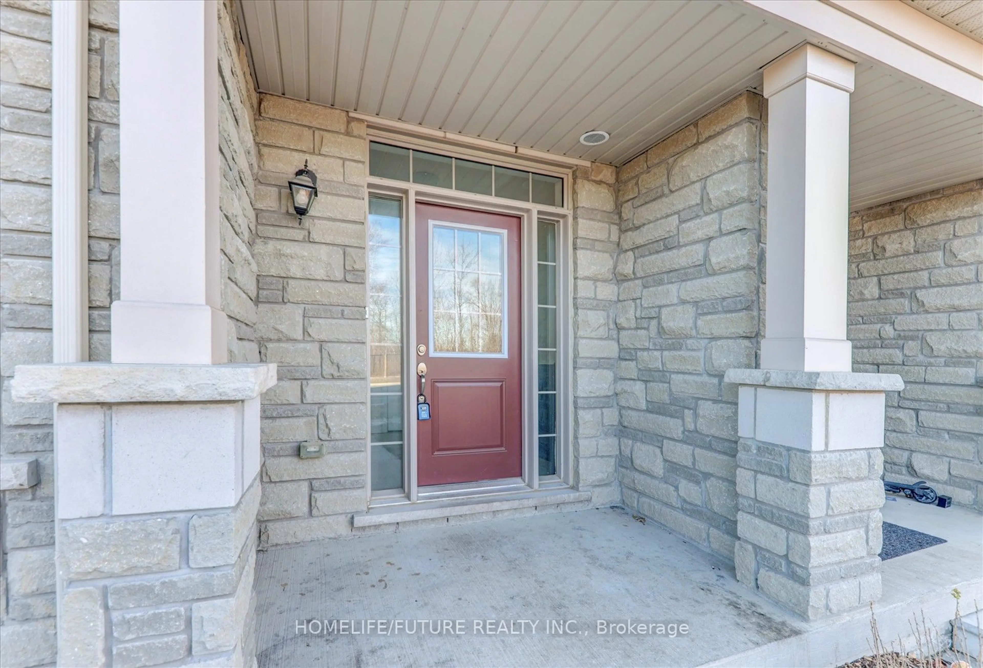 Indoor entryway, cement floor for 289 Kirkham Dr, Markham Ontario L3S 0E9