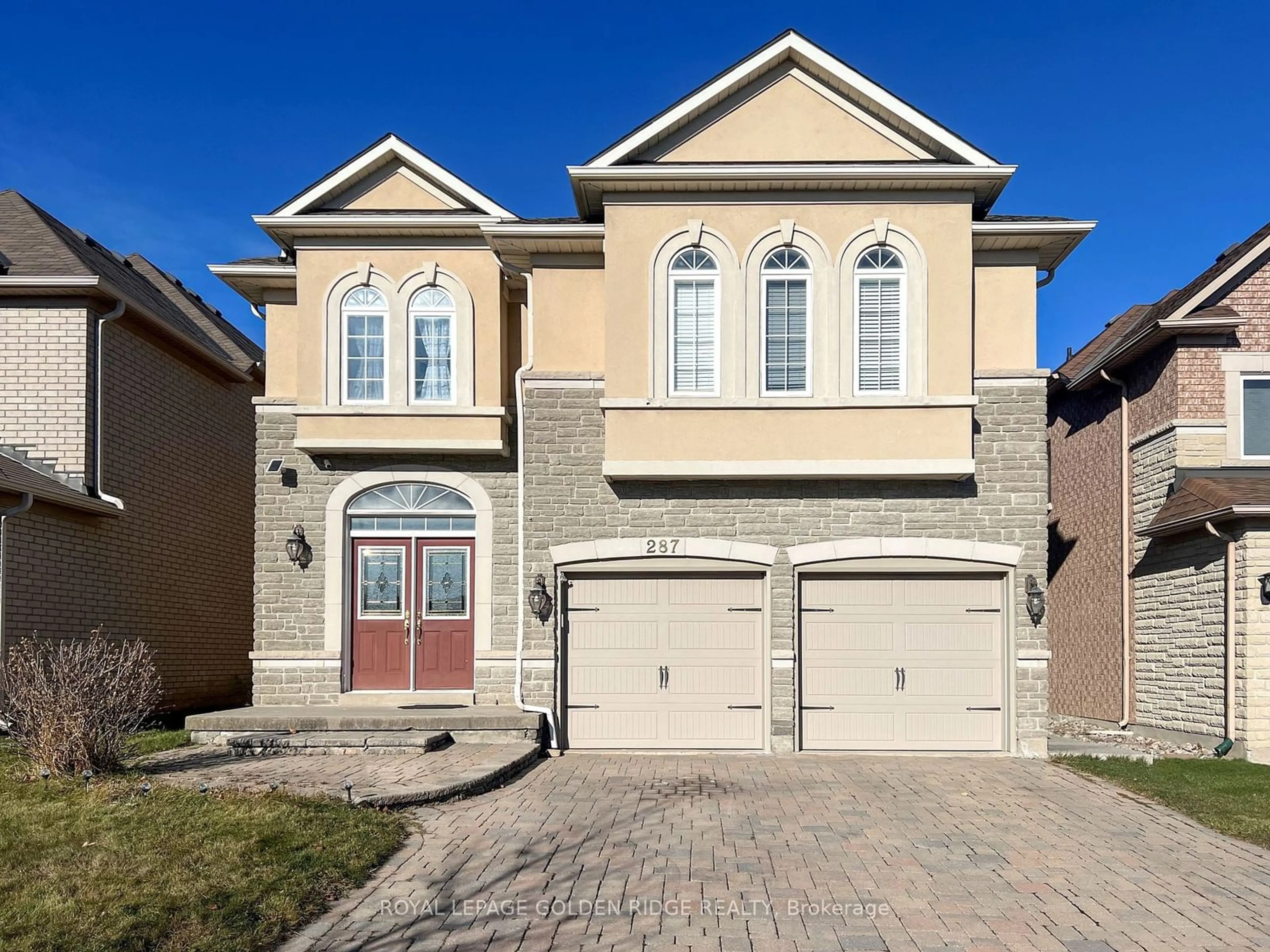 Frontside or backside of a home, the street view for 287 Frank Endean Rd, Richmond Hill Ontario L4S 2B9