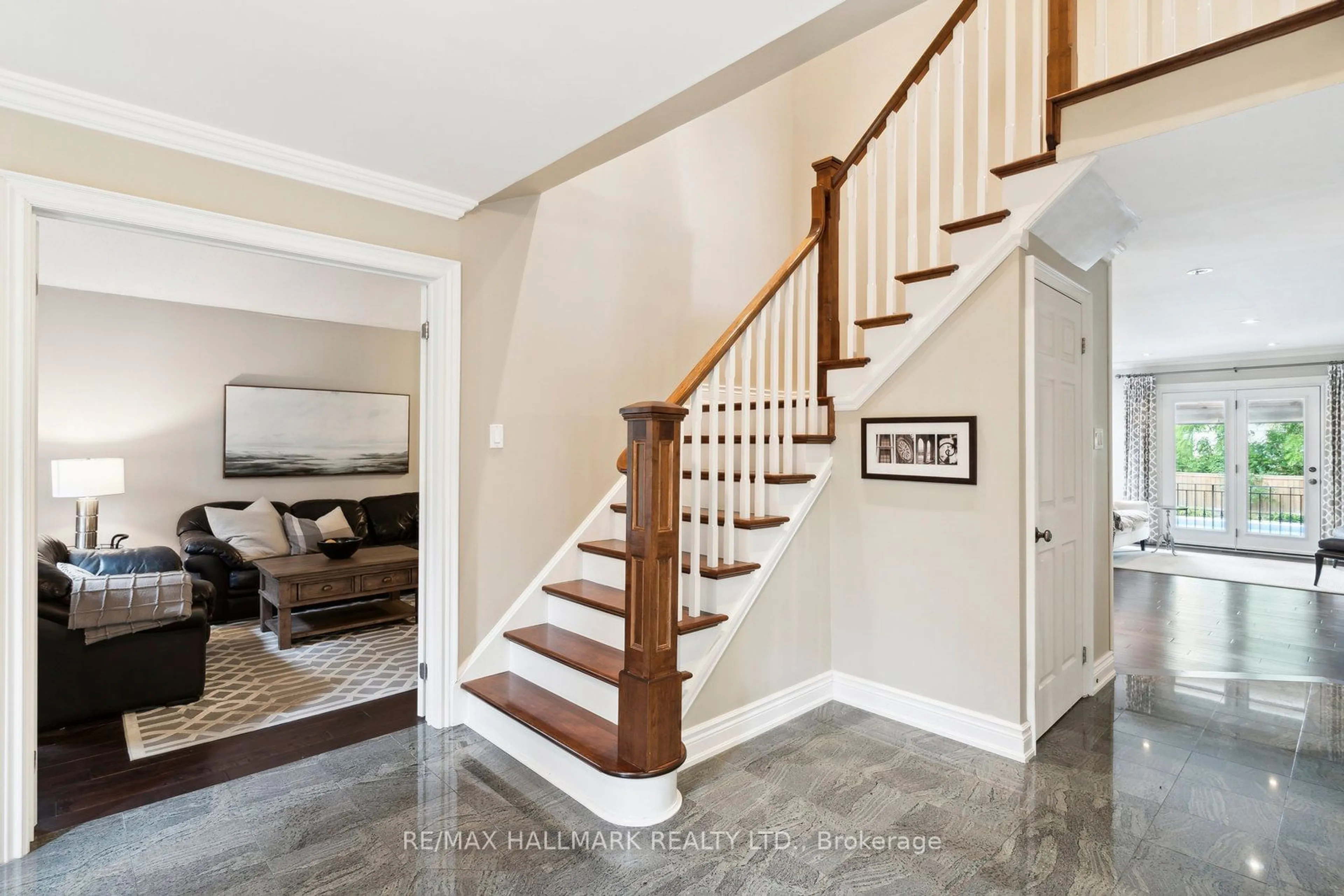 Indoor entryway, wood floors for 18 Harrowsmith Pl, Richmond Hill Ontario L4E 2J9