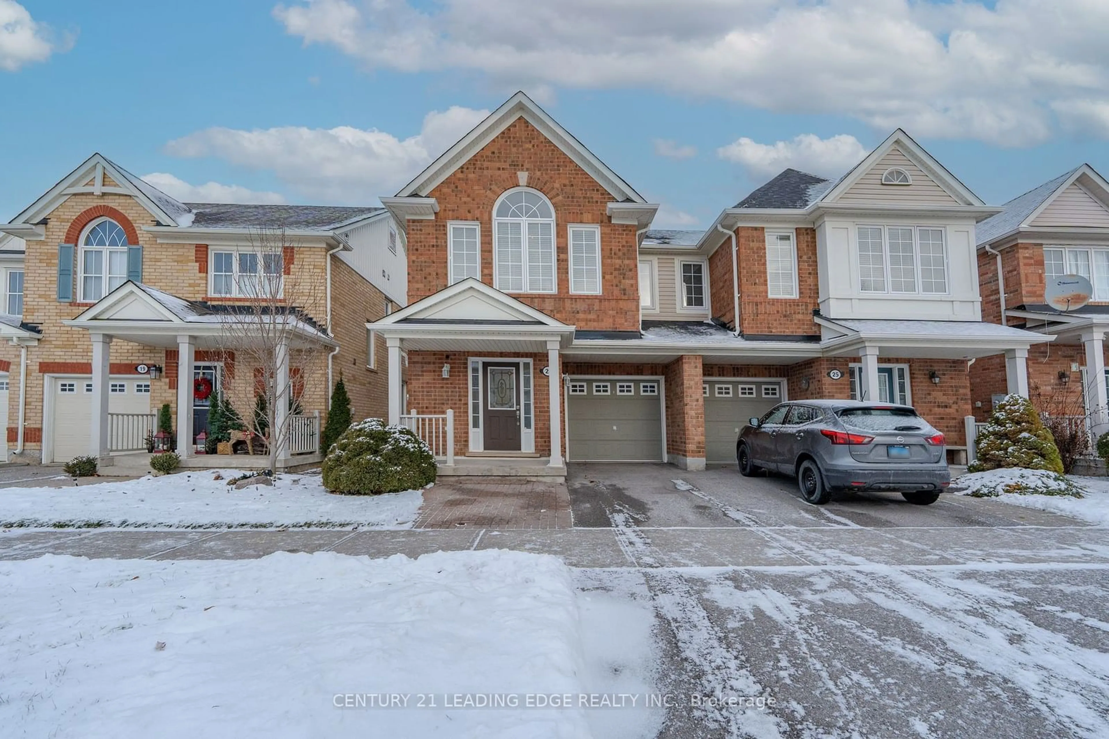 A pic from exterior of the house or condo, the street view for 23 JAMESWAY Cres, Whitchurch-Stouffville Ontario L4A 0A3