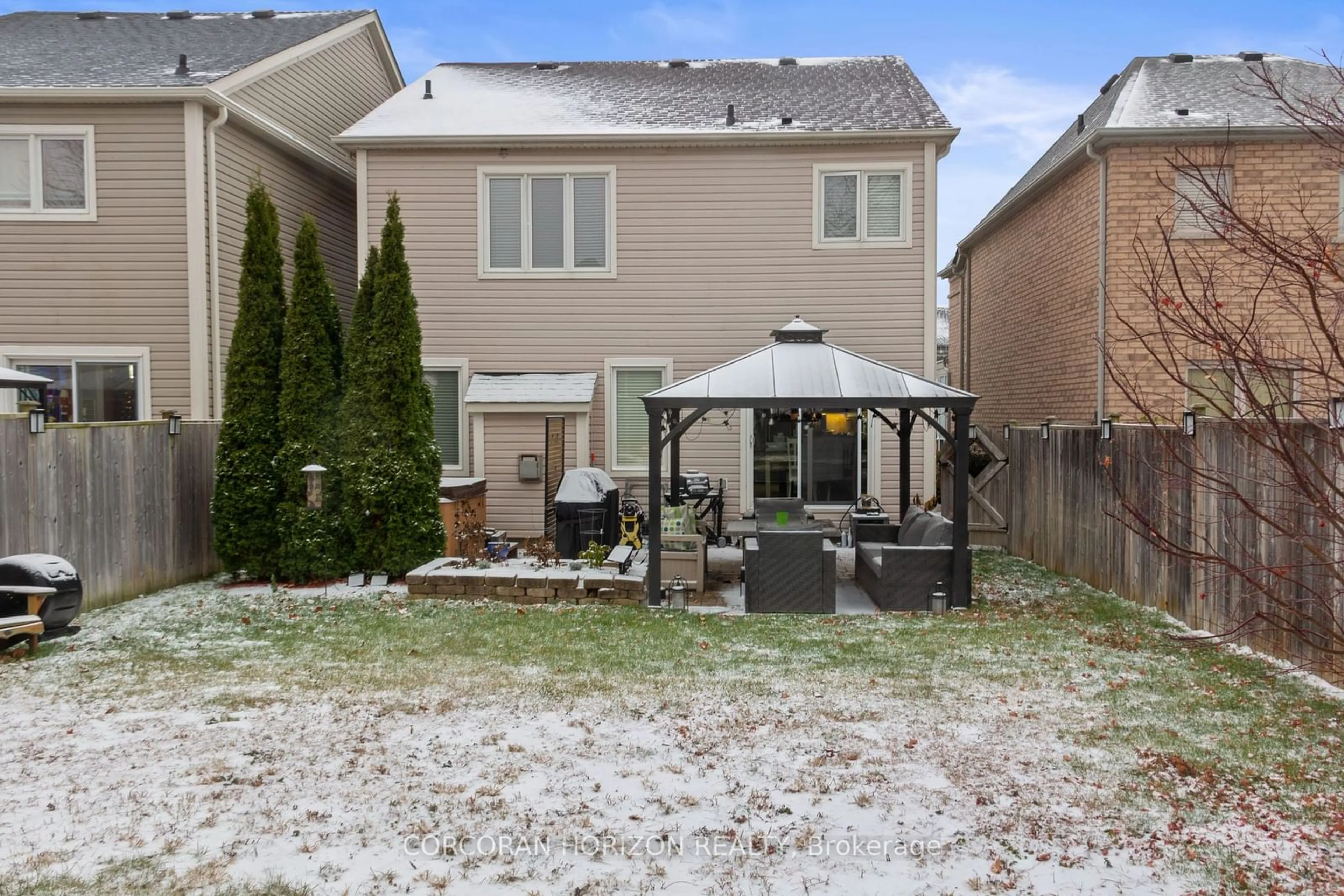 Patio, street for 69 West Park Ave, Bradford West Gwillimbury Ontario L3Z 0A7