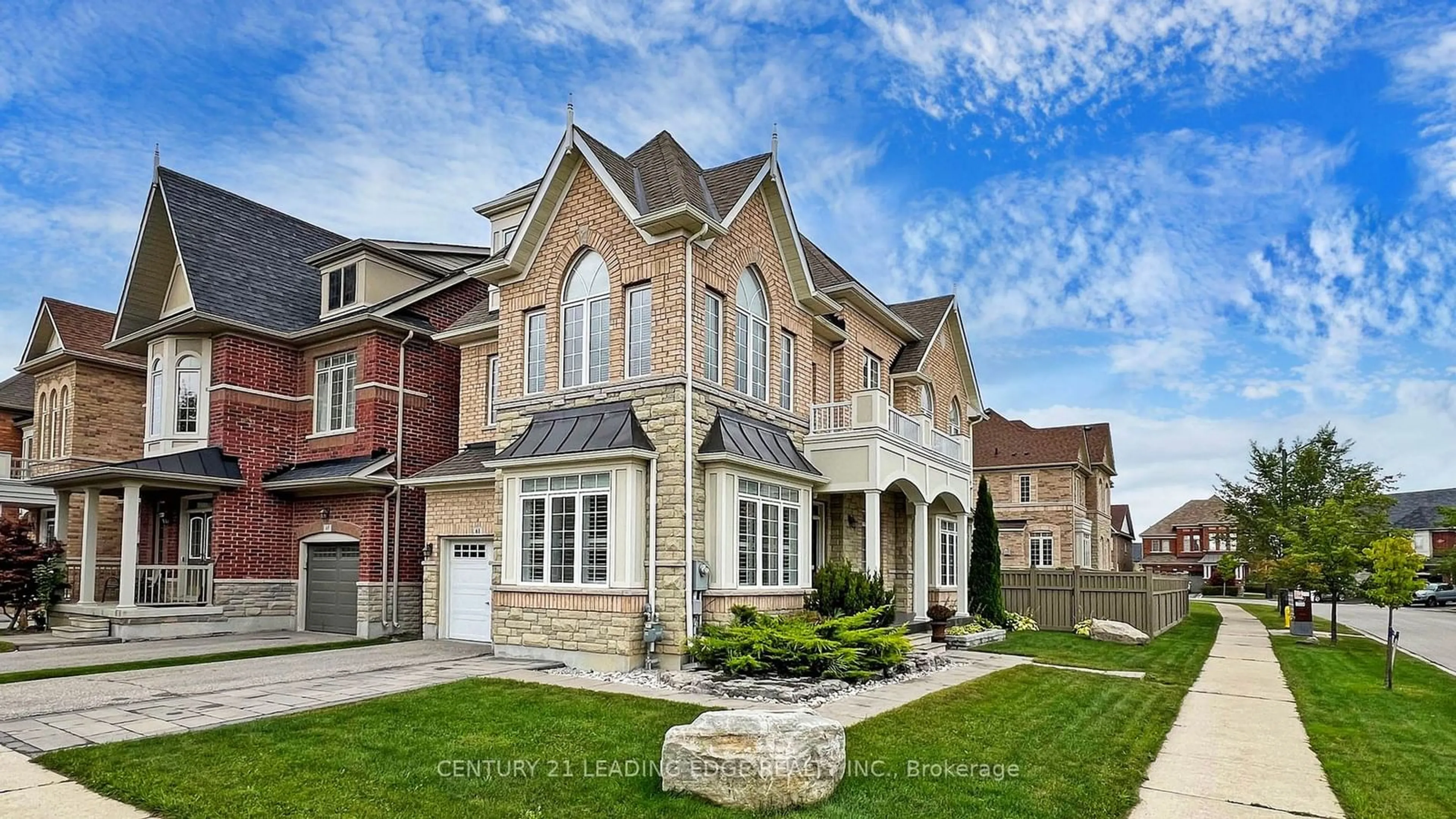 A pic from exterior of the house or condo, the street view for 61 Pelee Ave, Vaughan Ontario L4H 3Y9