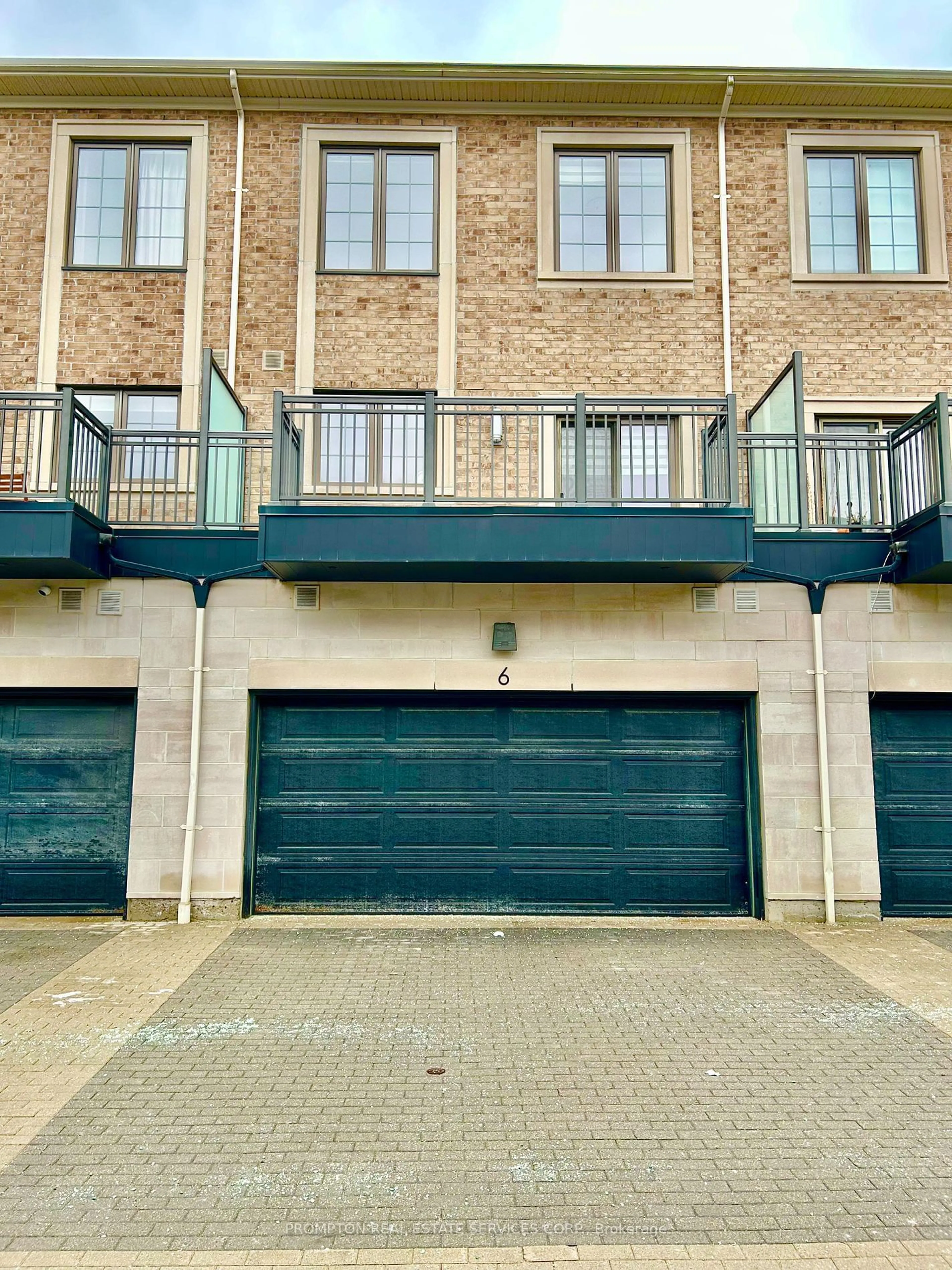 A pic from exterior of the house or condo, the front or back of building for 6 Mildred Temple Way, Markham Ontario L3R 4Z7