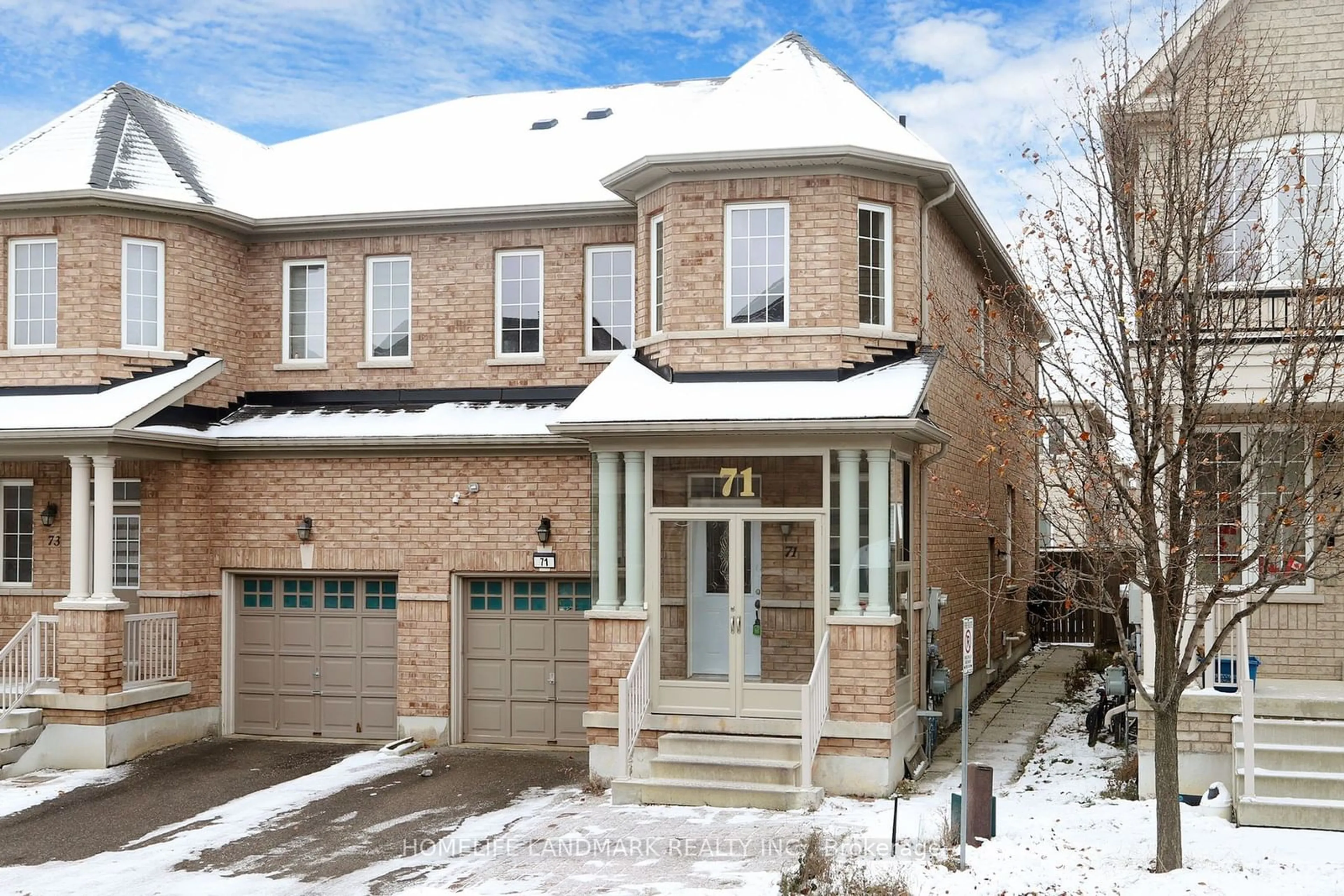 A pic from exterior of the house or condo, the street view for 71 Coleluke Lane, Markham Ontario L3S 0B8