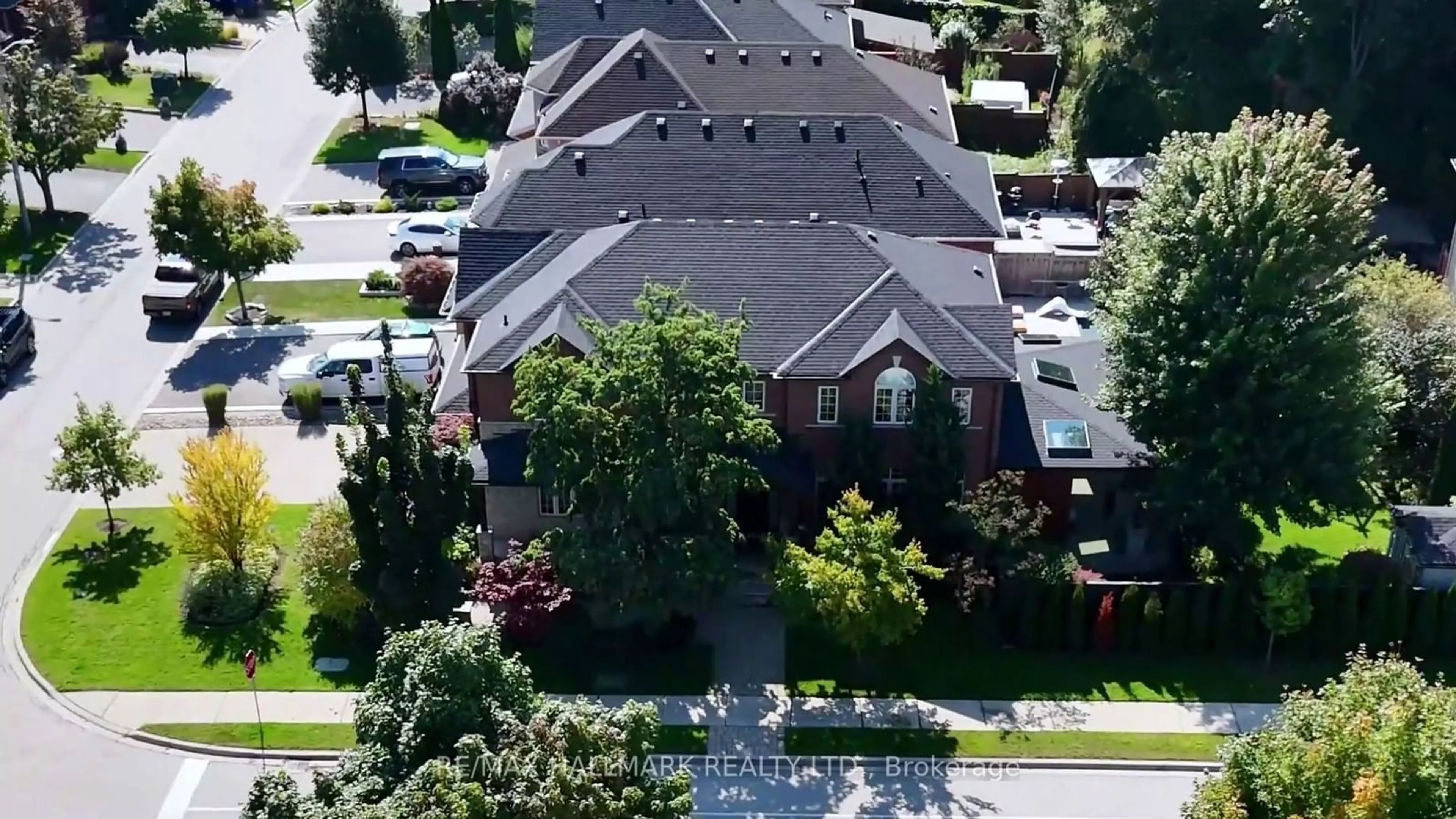 Frontside or backside of a home, the street view for 149 Amy Wood Rd, Vaughan Ontario L4H 2Y9