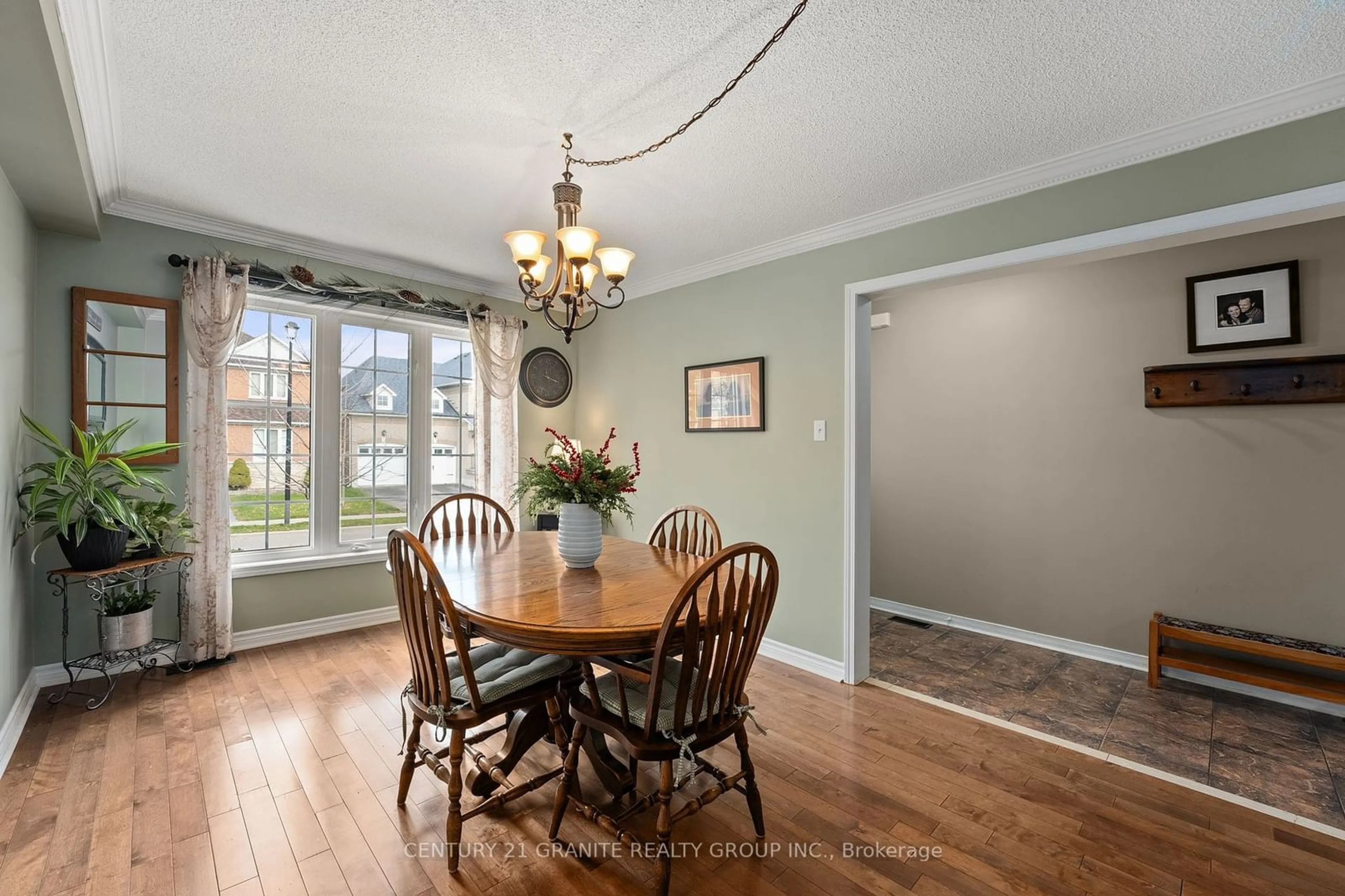 Dining room, wood floors, cottage for 153 Flagstone Way, Newmarket Ontario L3X 2Z8