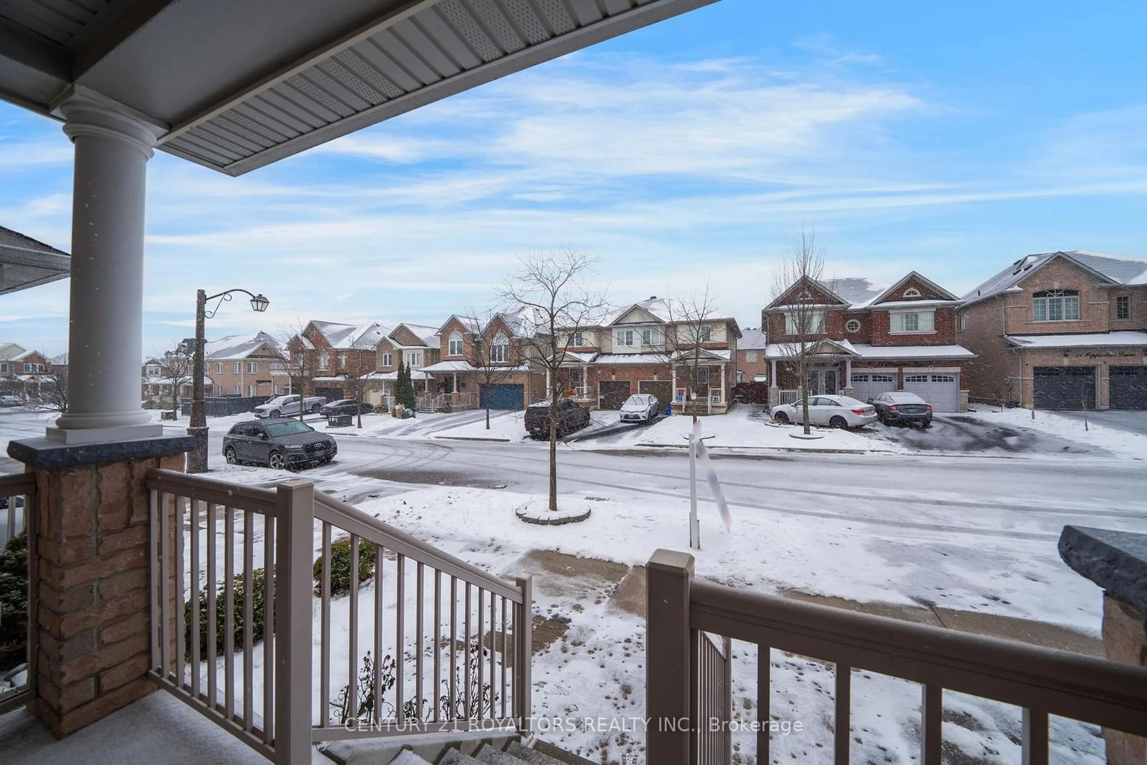 A pic from exterior of the house or condo, the street view for 22 Peppertree Lane, Whitchurch-Stouffville Ontario L4A 0M8