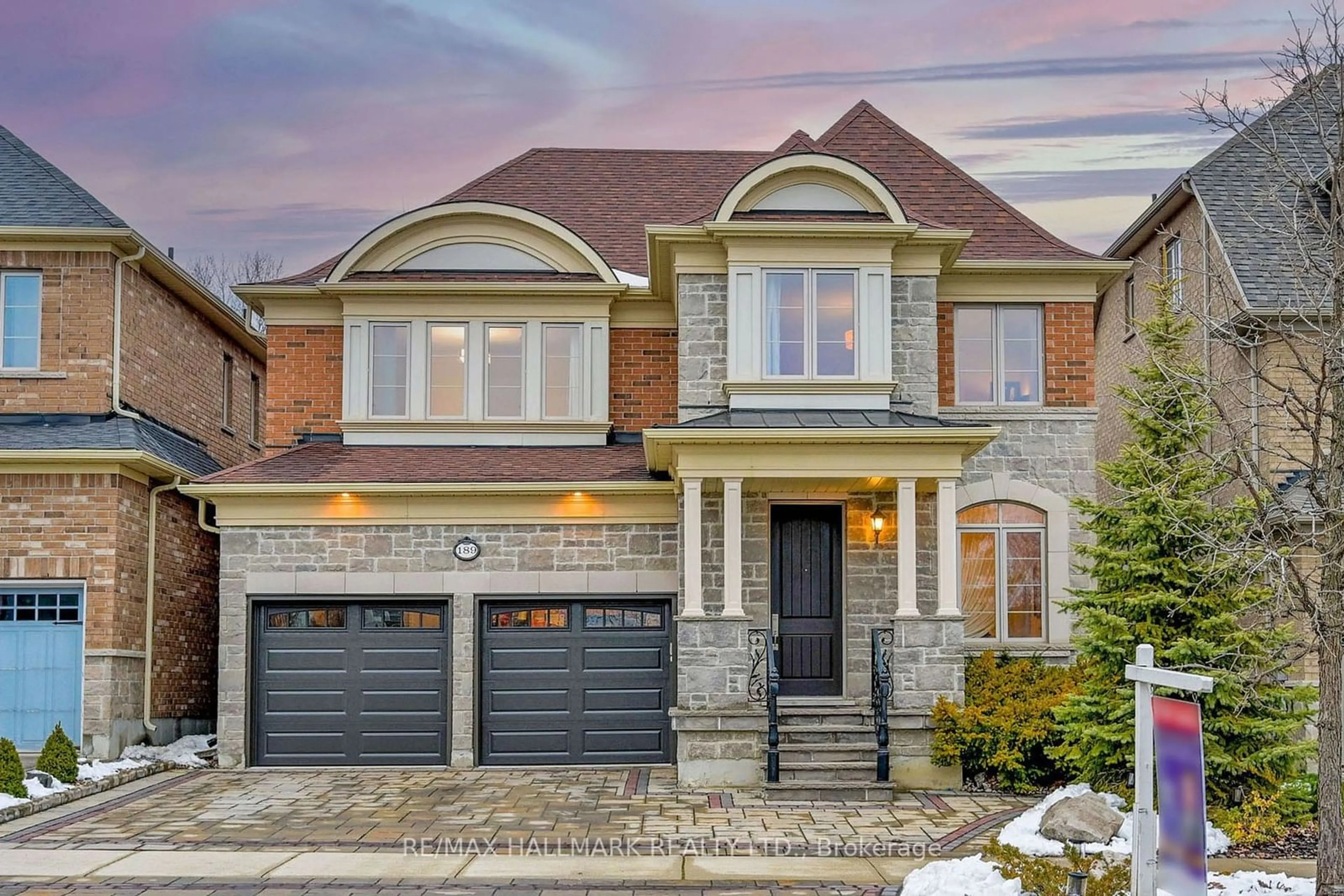 Home with brick exterior material for 189 Rothbury Rd, Richmond Hill Ontario L4S 0E4