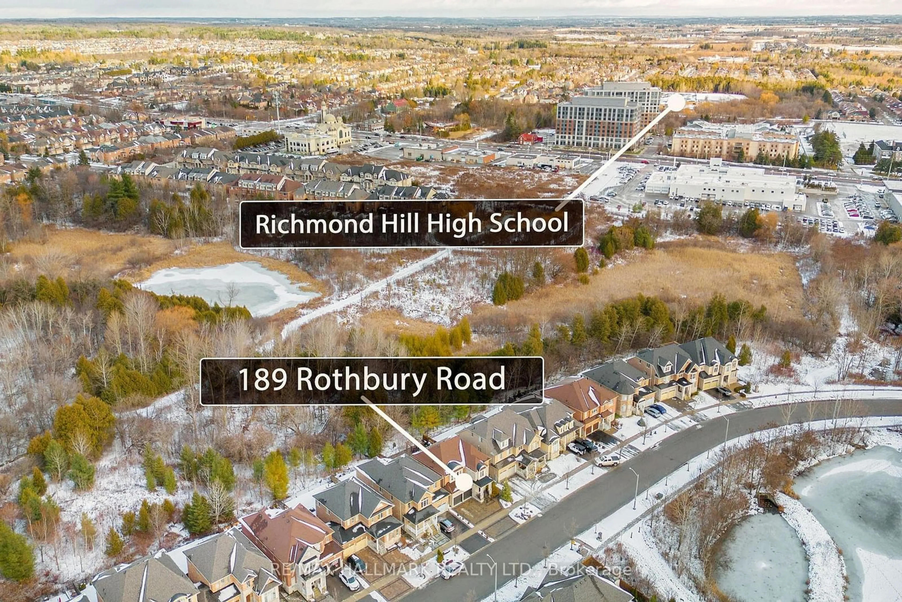 A pic from exterior of the house or condo, the street view for 189 Rothbury Rd, Richmond Hill Ontario L4S 0E4