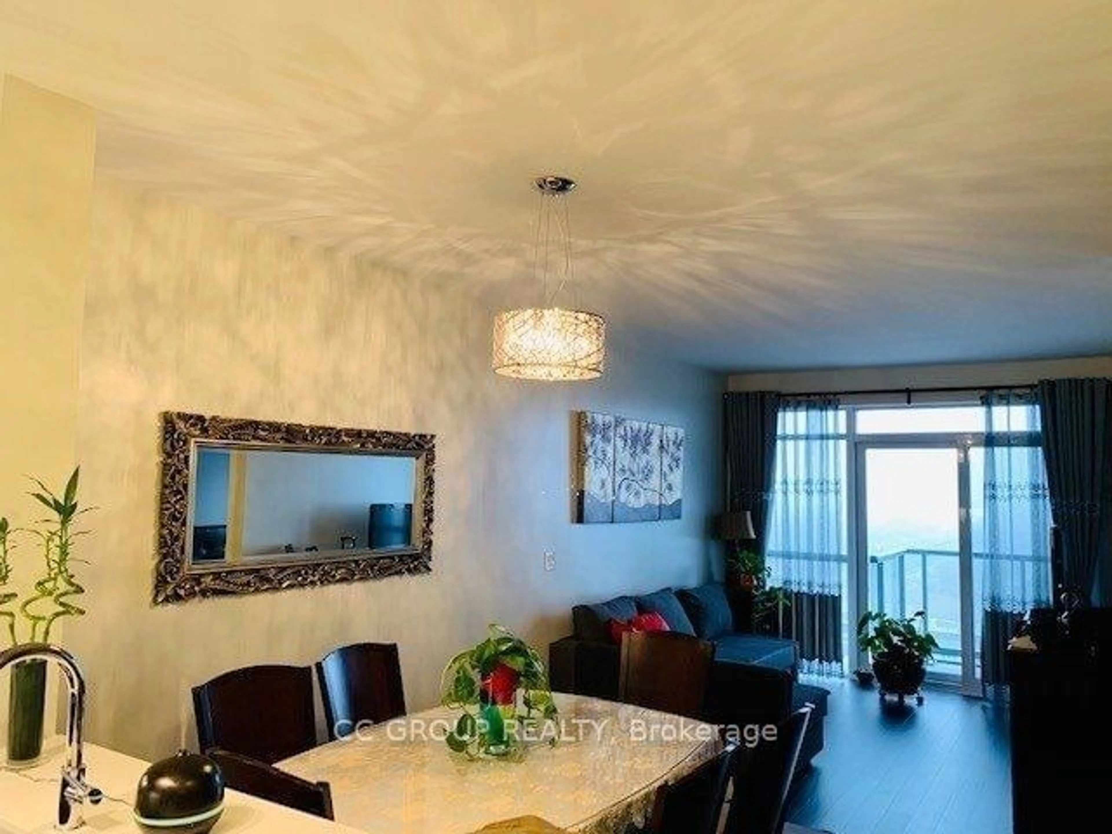 Dining room, cottage for 65 Oneida Cres Cres #1901, Richmond Hill Ontario L4B 0G9