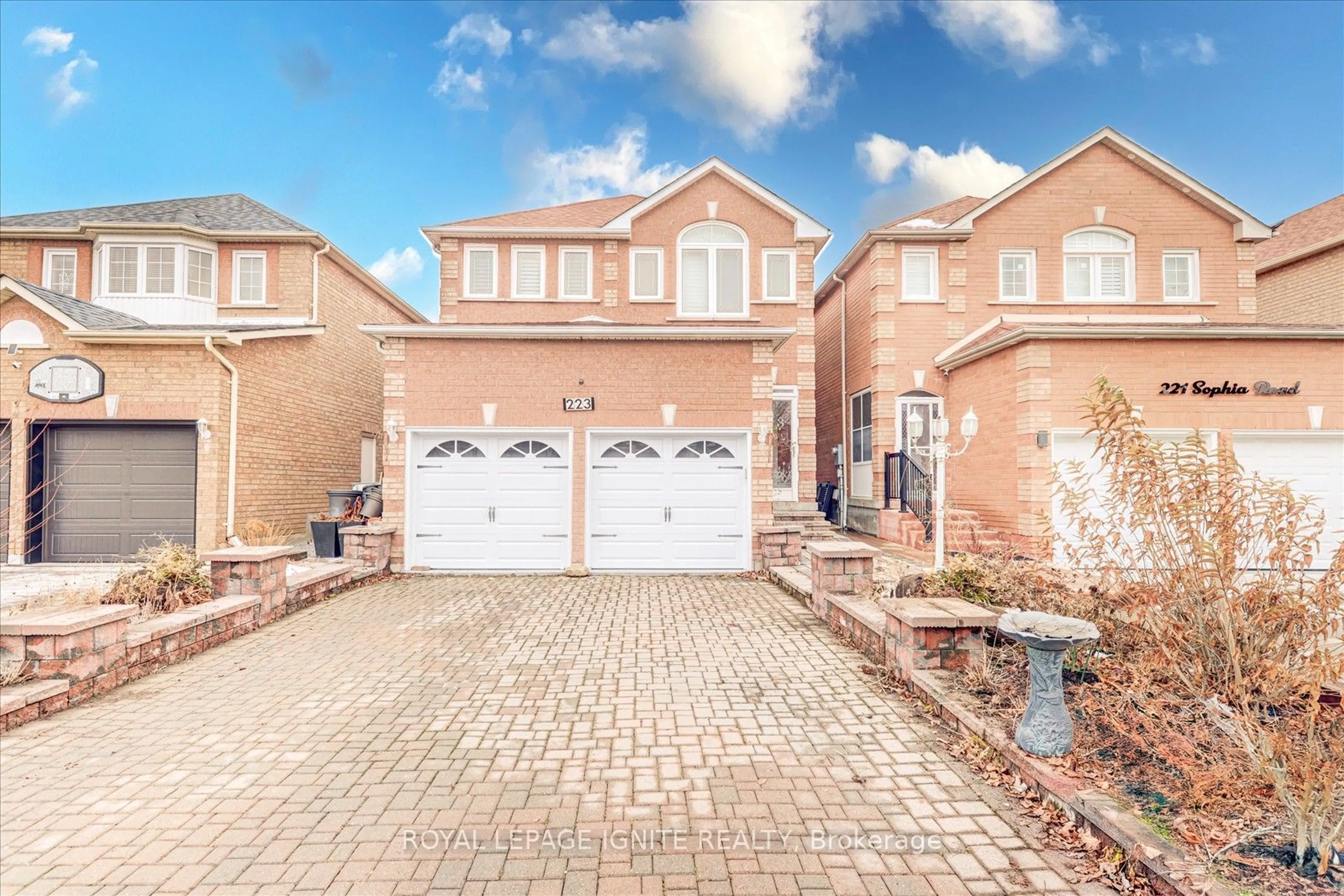 Home with brick exterior material for 223 Sophia Rd, Markham Ontario L3S 4C5