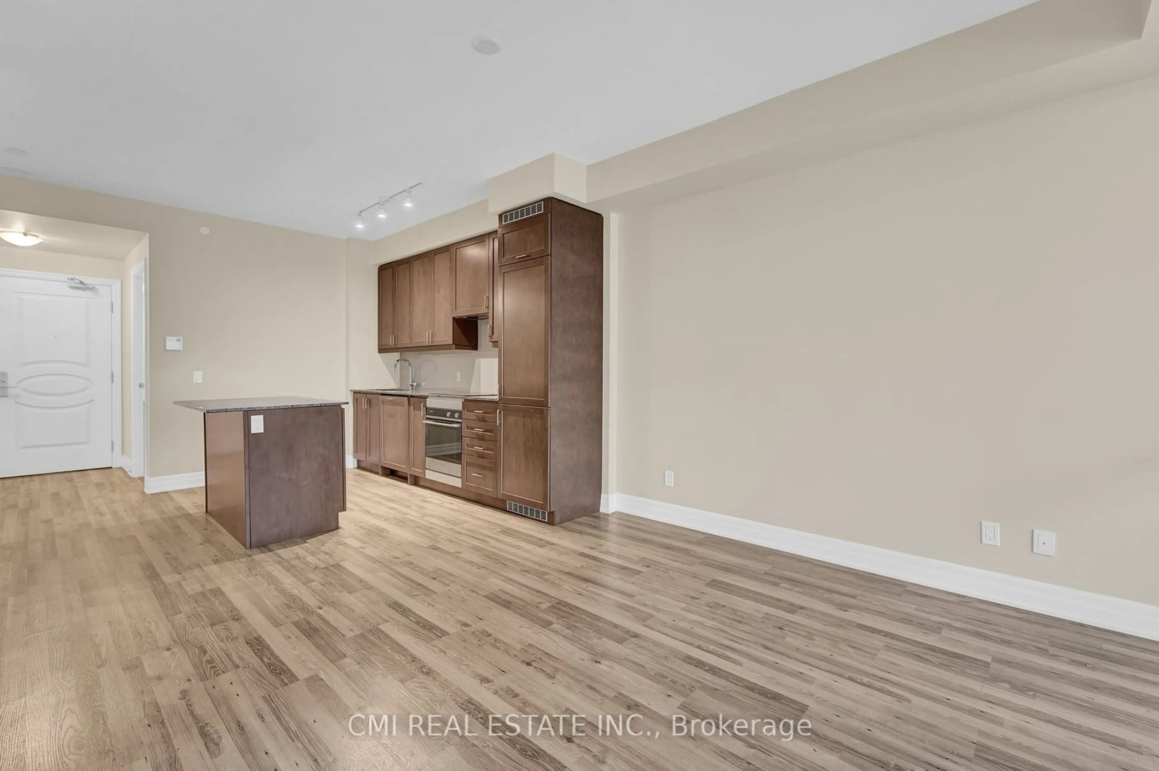 Unknown for 9075 Jane St #407, Vaughan Ontario L5K 0L7