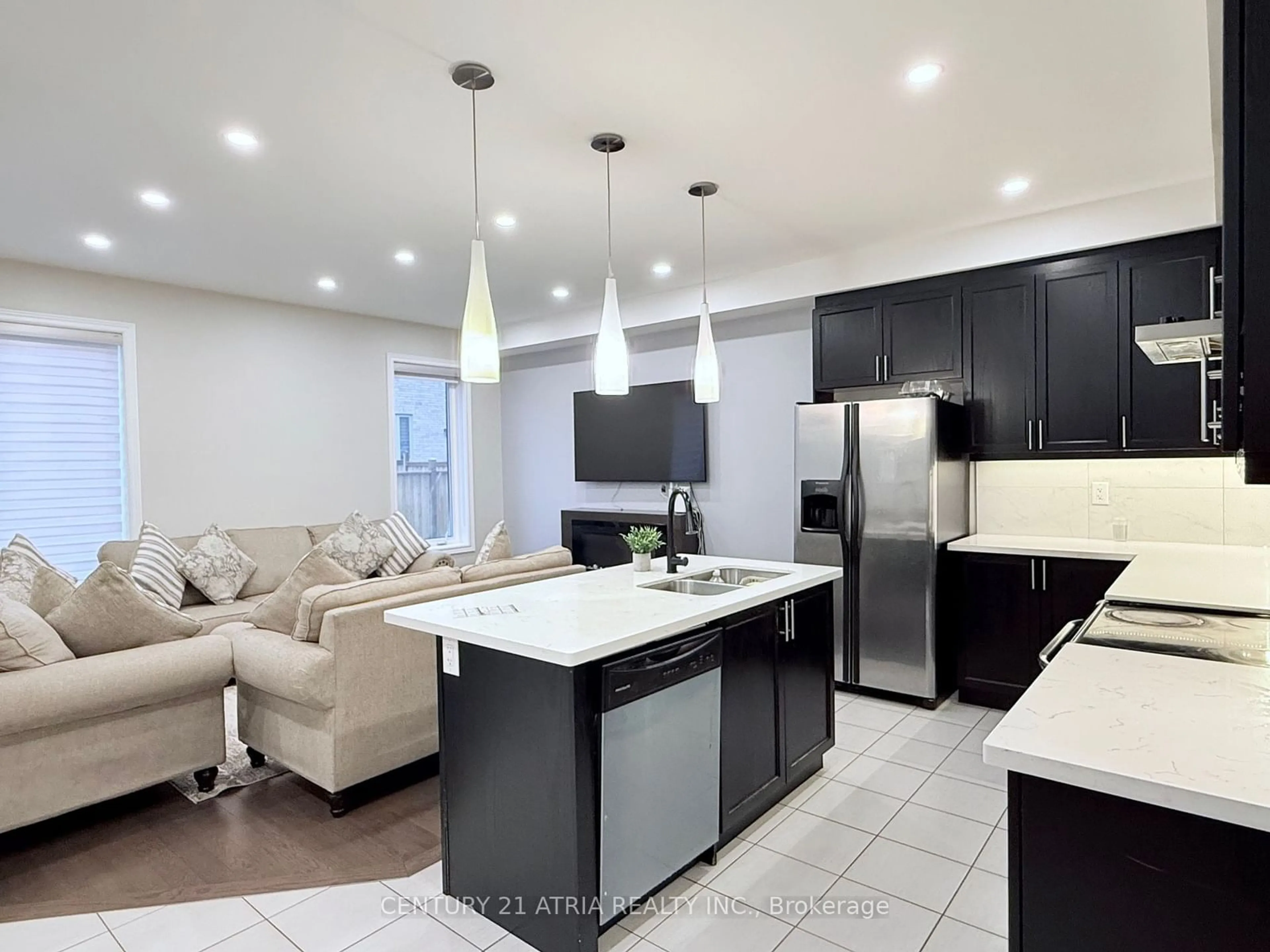 Open concept kitchen, ceramic/tile floor for 52 Luzon Ave, Markham Ontario L6B 1N6