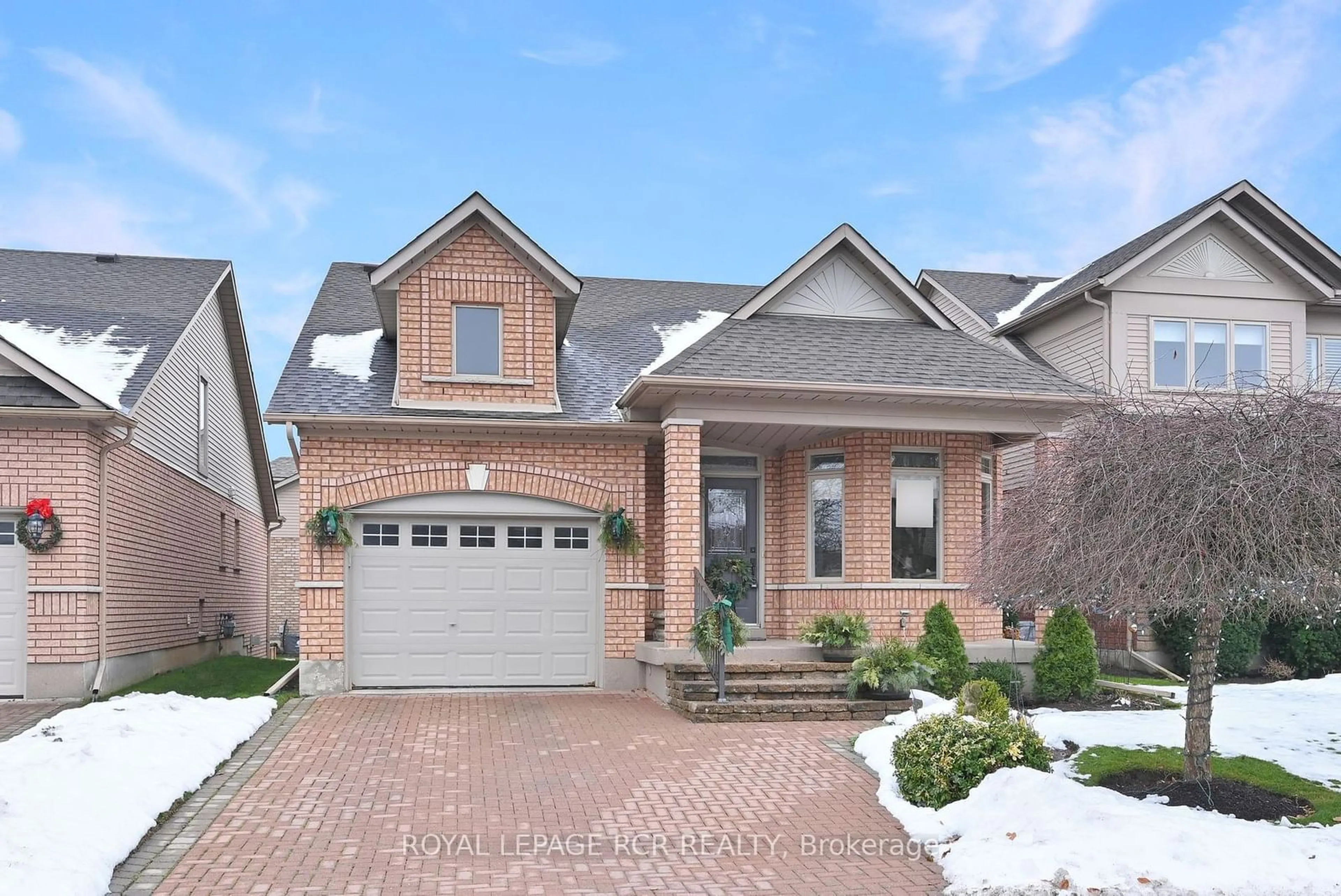 Home with brick exterior material, street for 13 Briar Gate Way, New Tecumseth Ontario L9R 2A6