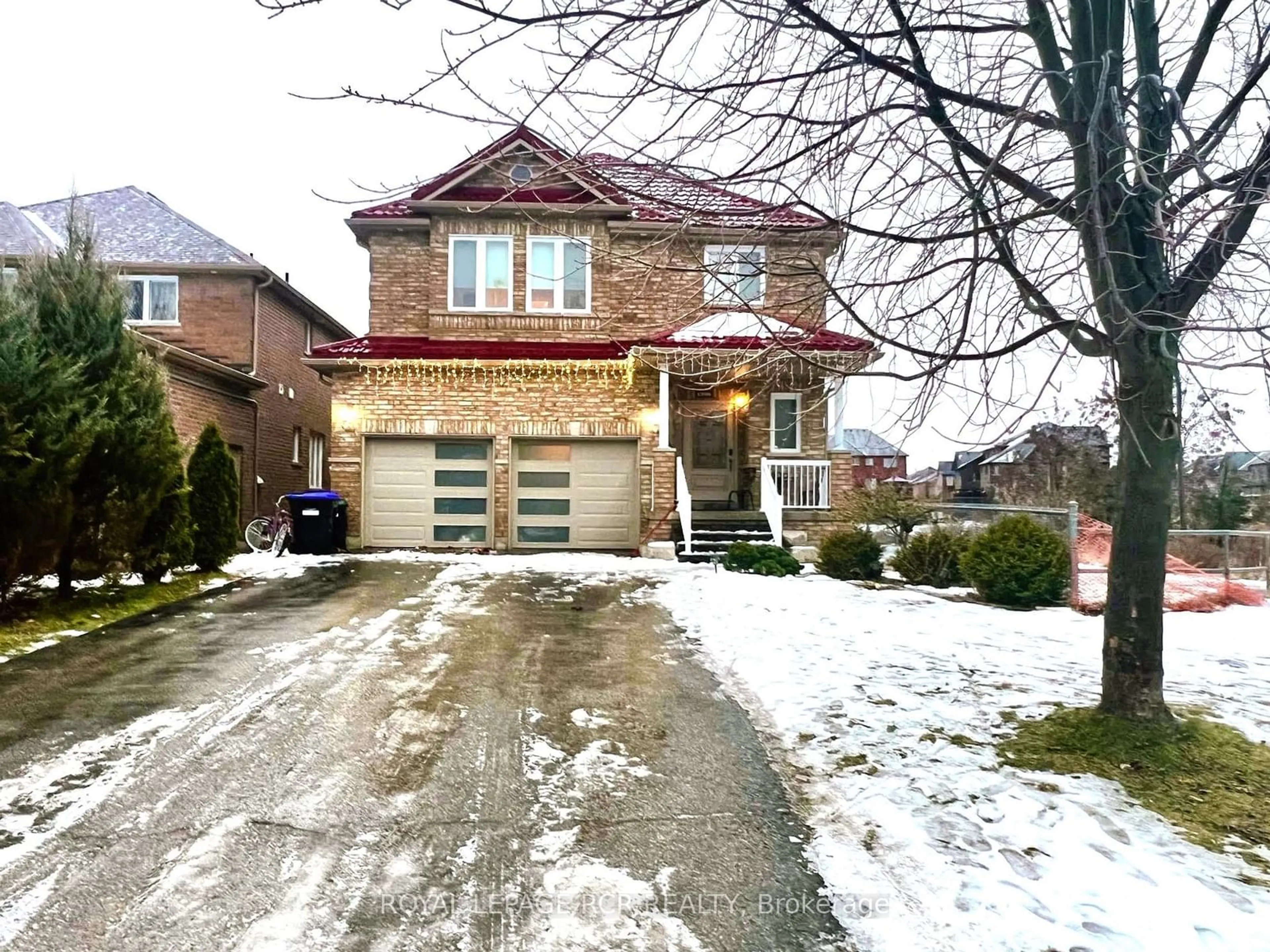 Home with brick exterior material, street for 1996 Prince Crt, Innisfil Ontario L9S 0E7