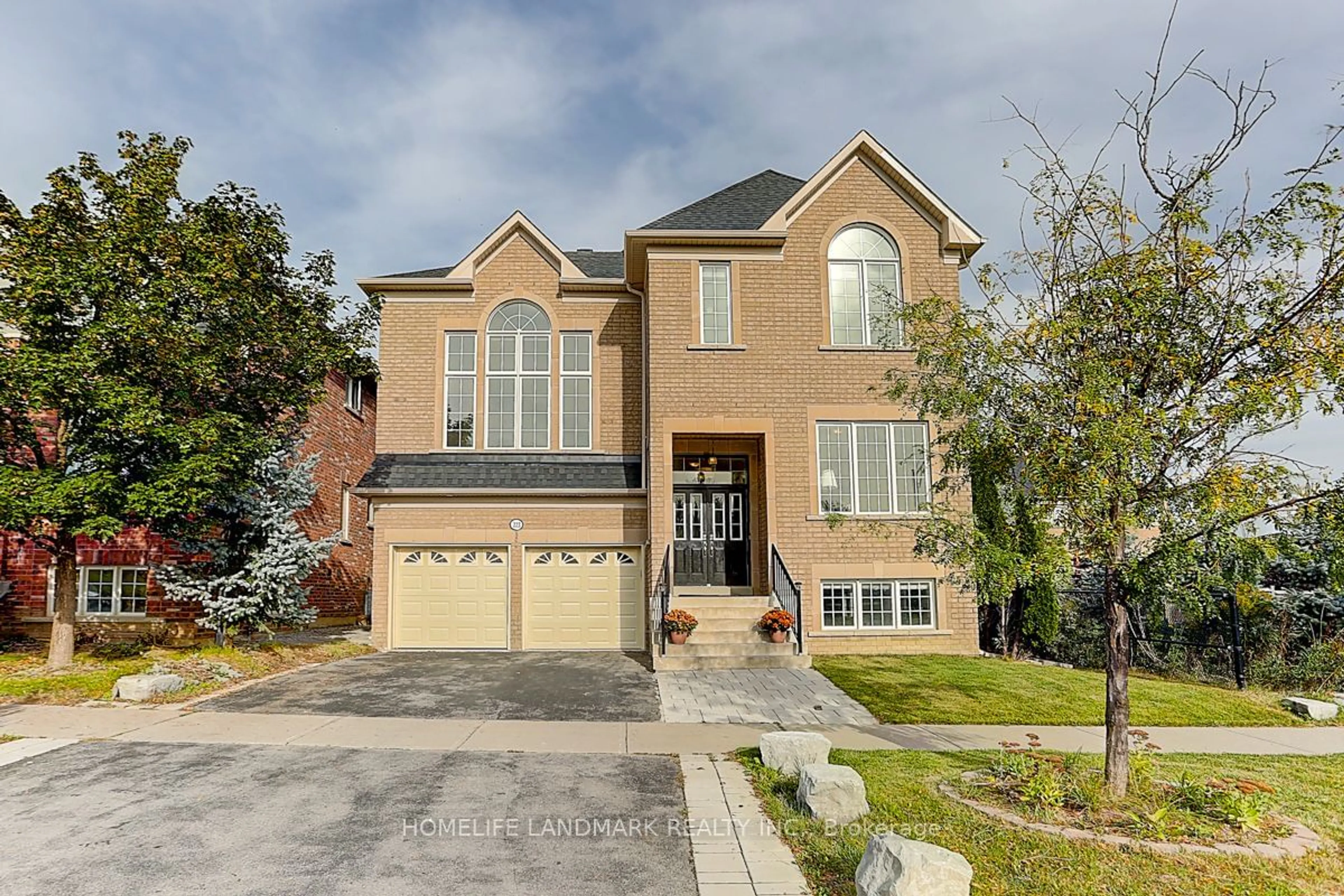 Home with brick exterior material, street for 223 Selwyn Rd, Richmond Hill Ontario L4E 0R4