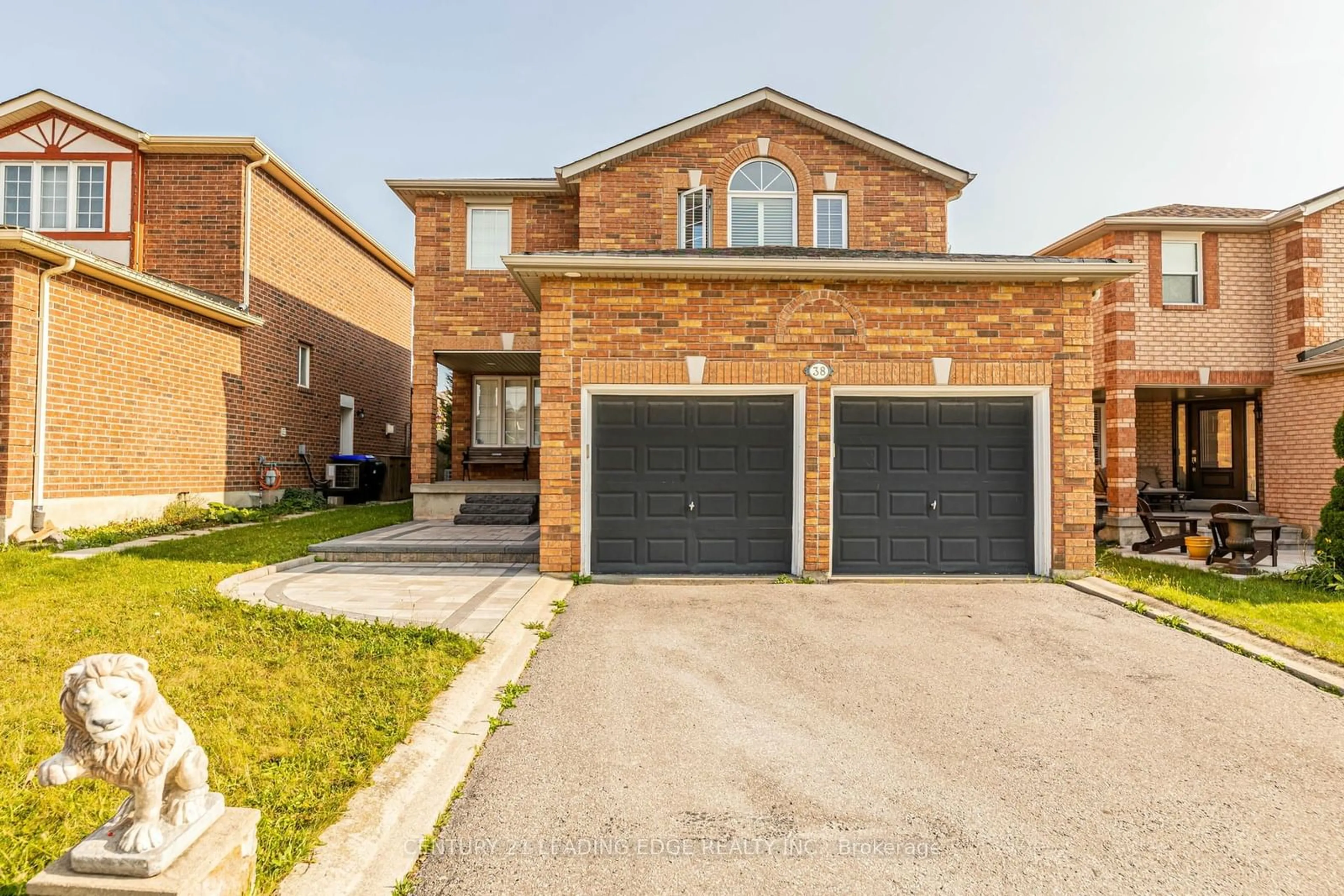 Home with brick exterior material, street for 38 Roughley St, Bradford West Gwillimbury Ontario L3Z 3B3