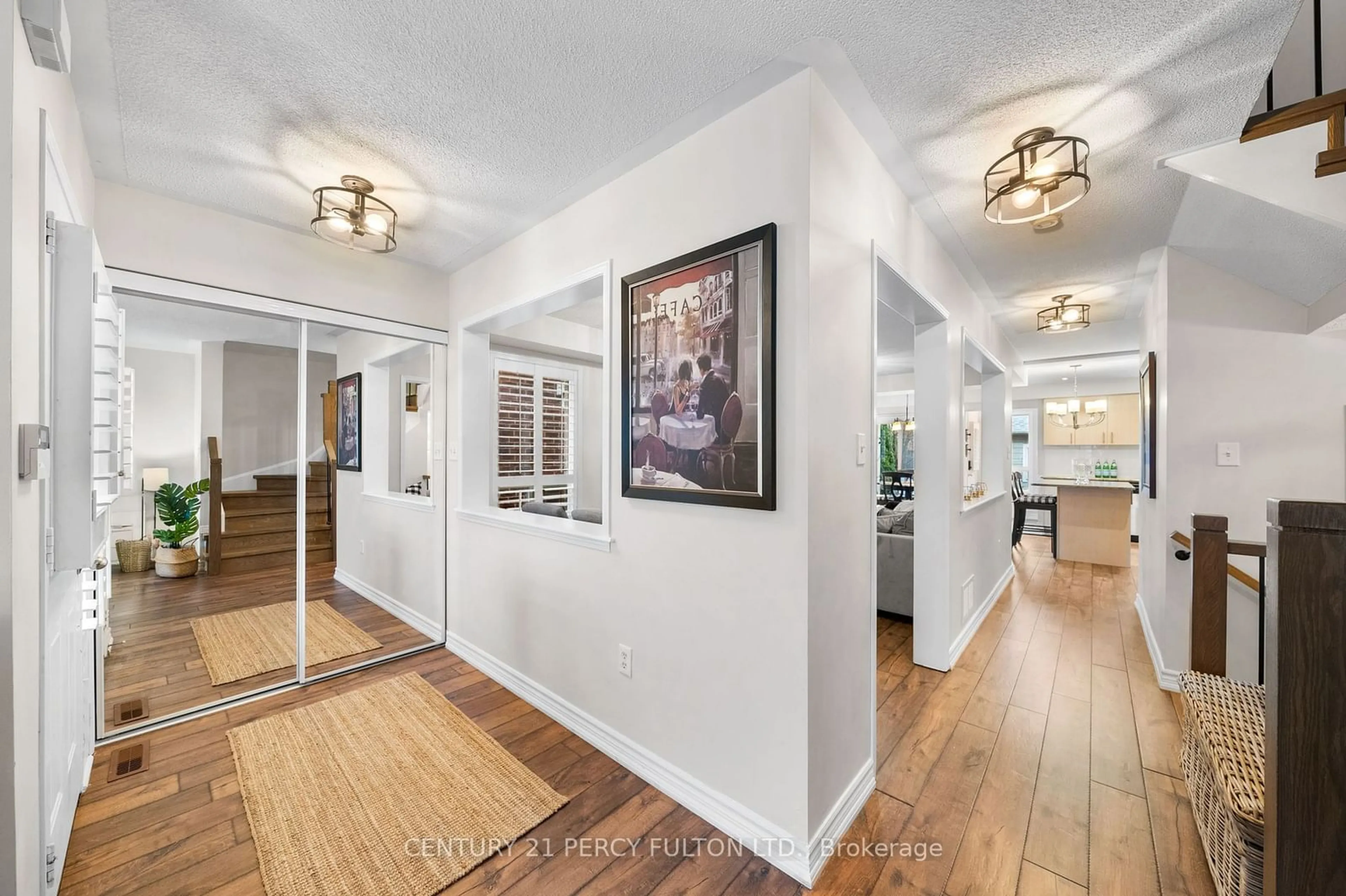 Indoor foyer for 10 Colchester St, Markham Ontario L6B 1K6