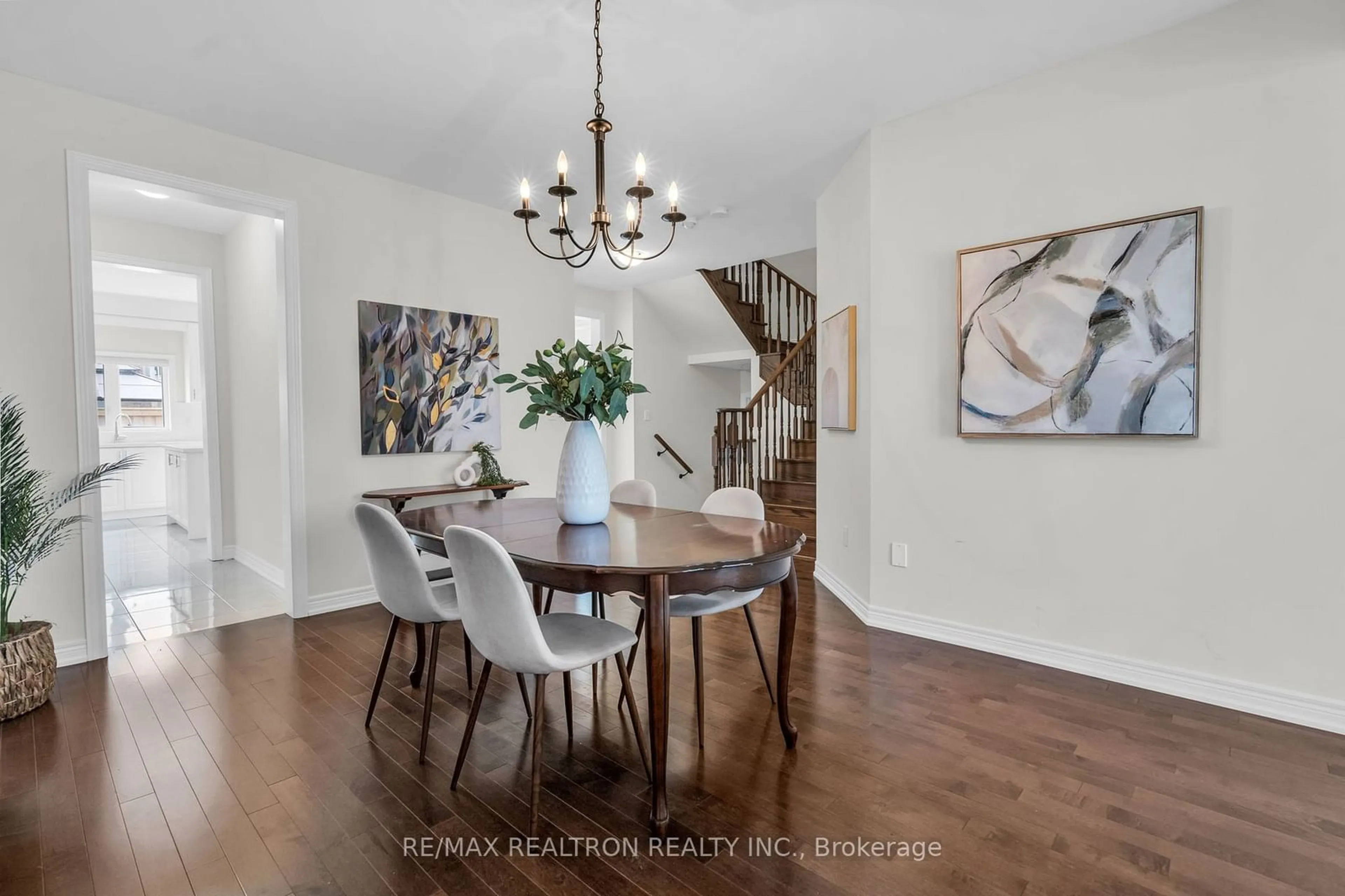 Dining room, wood/laminate floor for 27 Pietrowski Dr, Georgina Ontario L4P 1J5