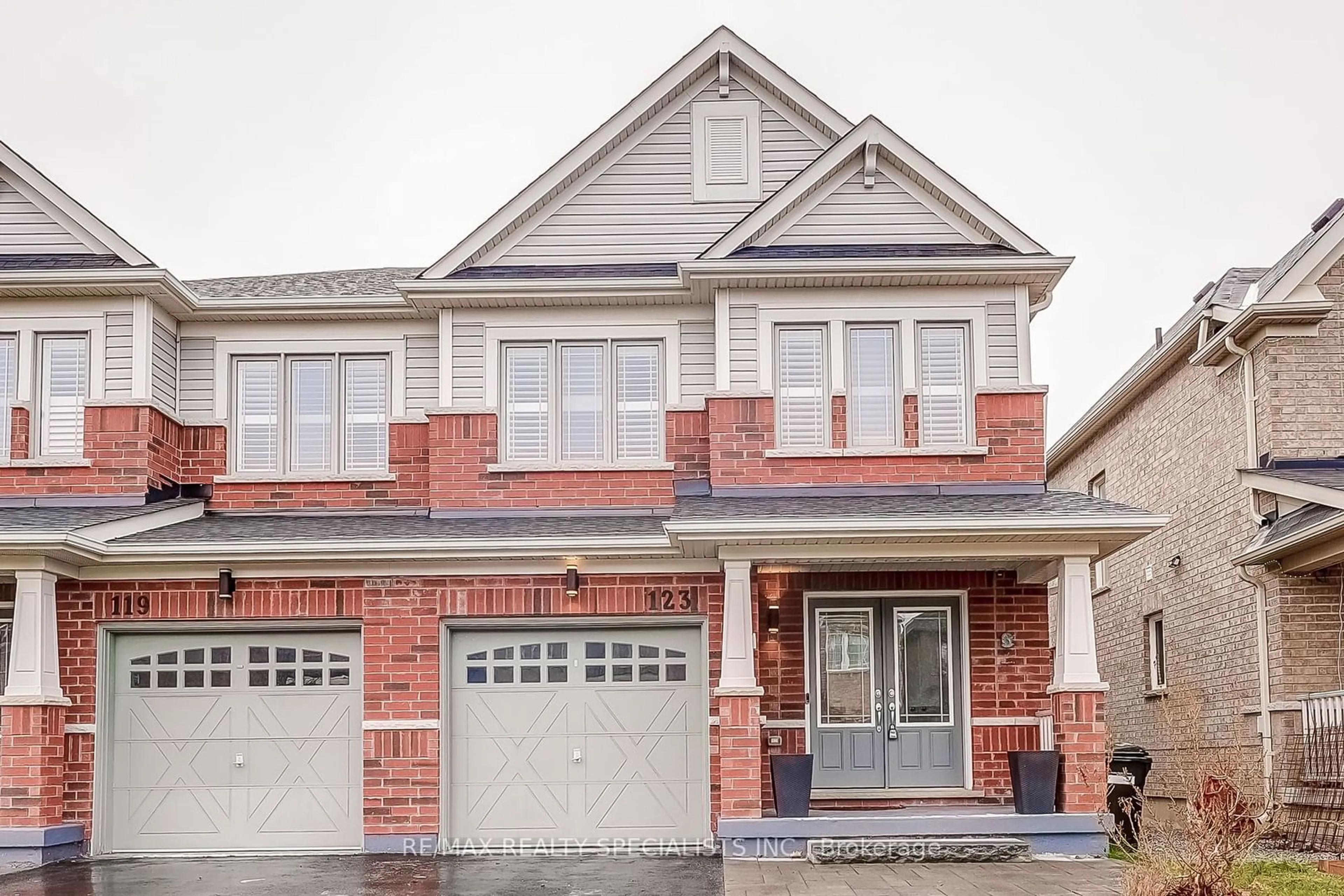 Home with brick exterior material, street for 123 Rutherford Rd, Bradford West Gwillimbury Ontario L3Z 0P6