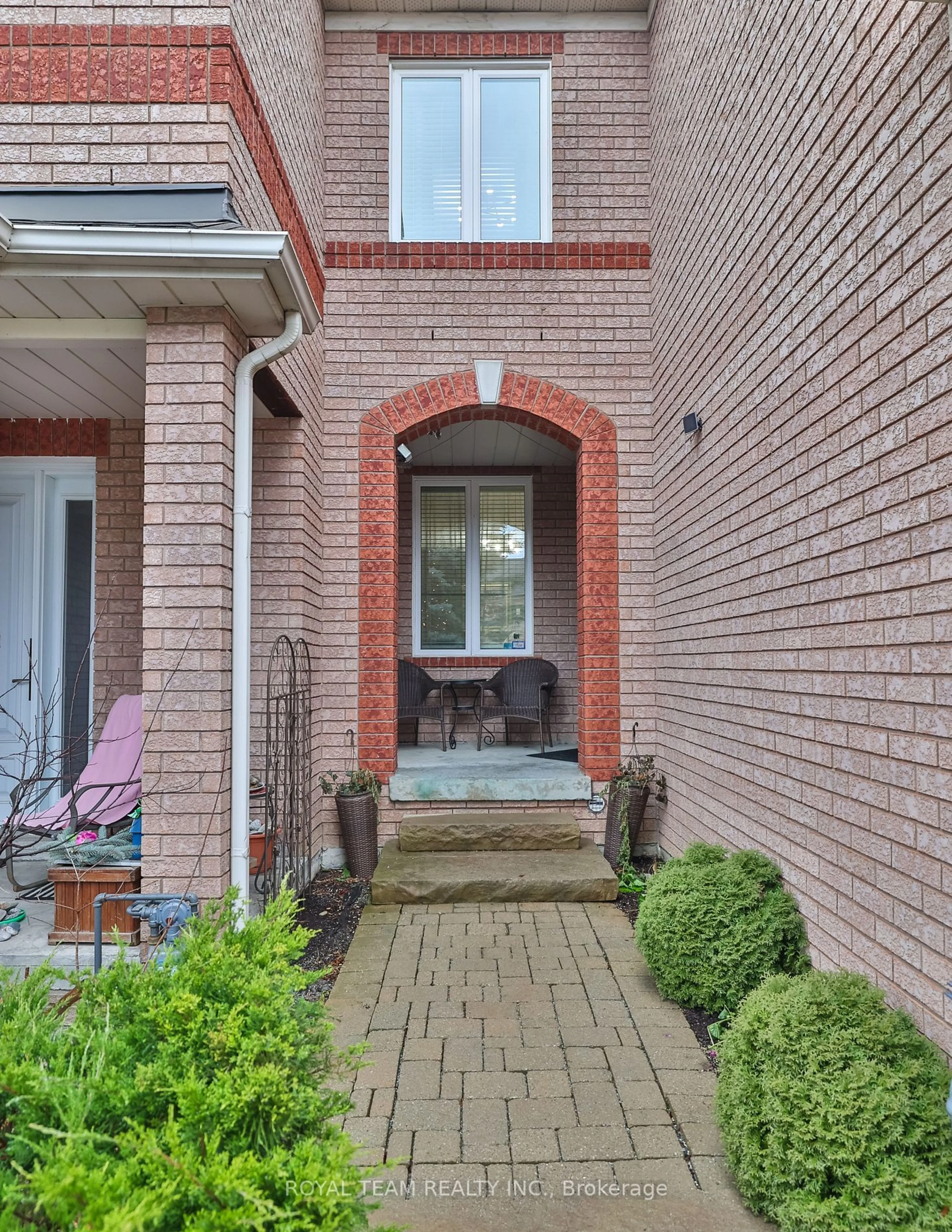 Home with brick exterior material, street for 38 Maple Meadows Lane, Vaughan Ontario L6A 2X5