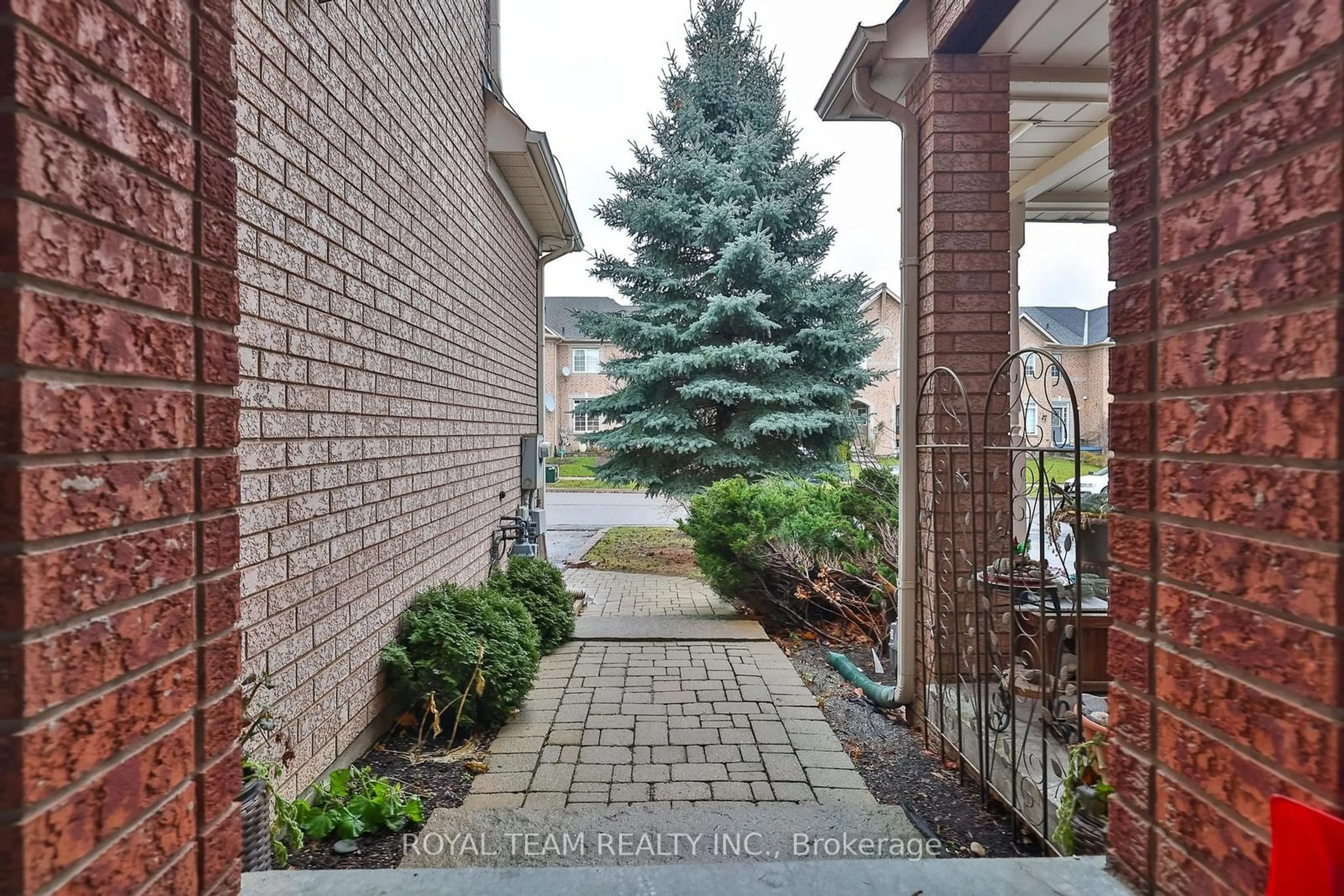 Unknown for 38 Maple Meadows Lane, Vaughan Ontario L6A 2X5