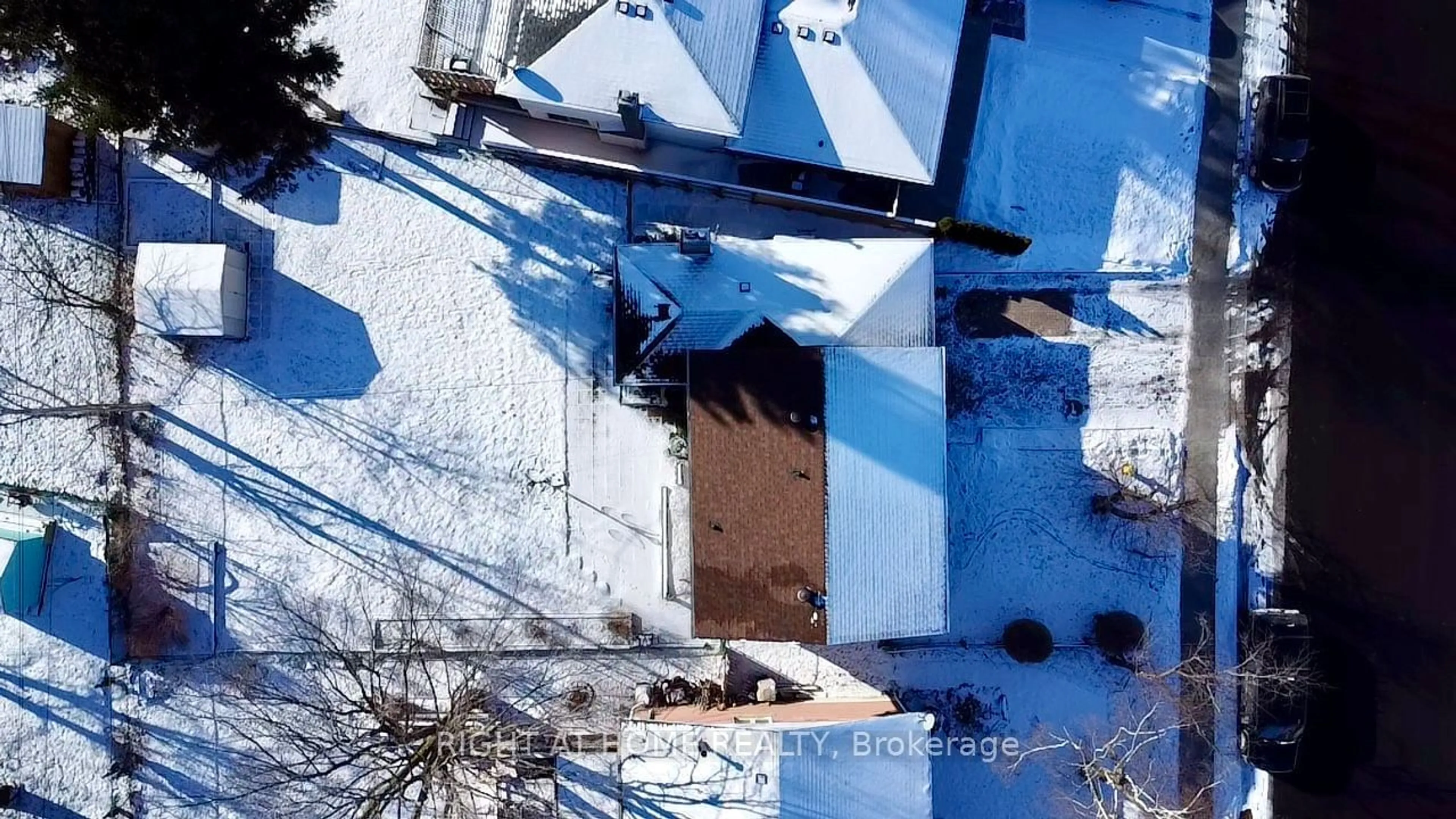 A pic from outside/outdoor area/front of a property/back of a property/a pic from drone, city buildings view from balcony for 9 Rogers Rd, New Tecumseth Ontario L0G 1W0