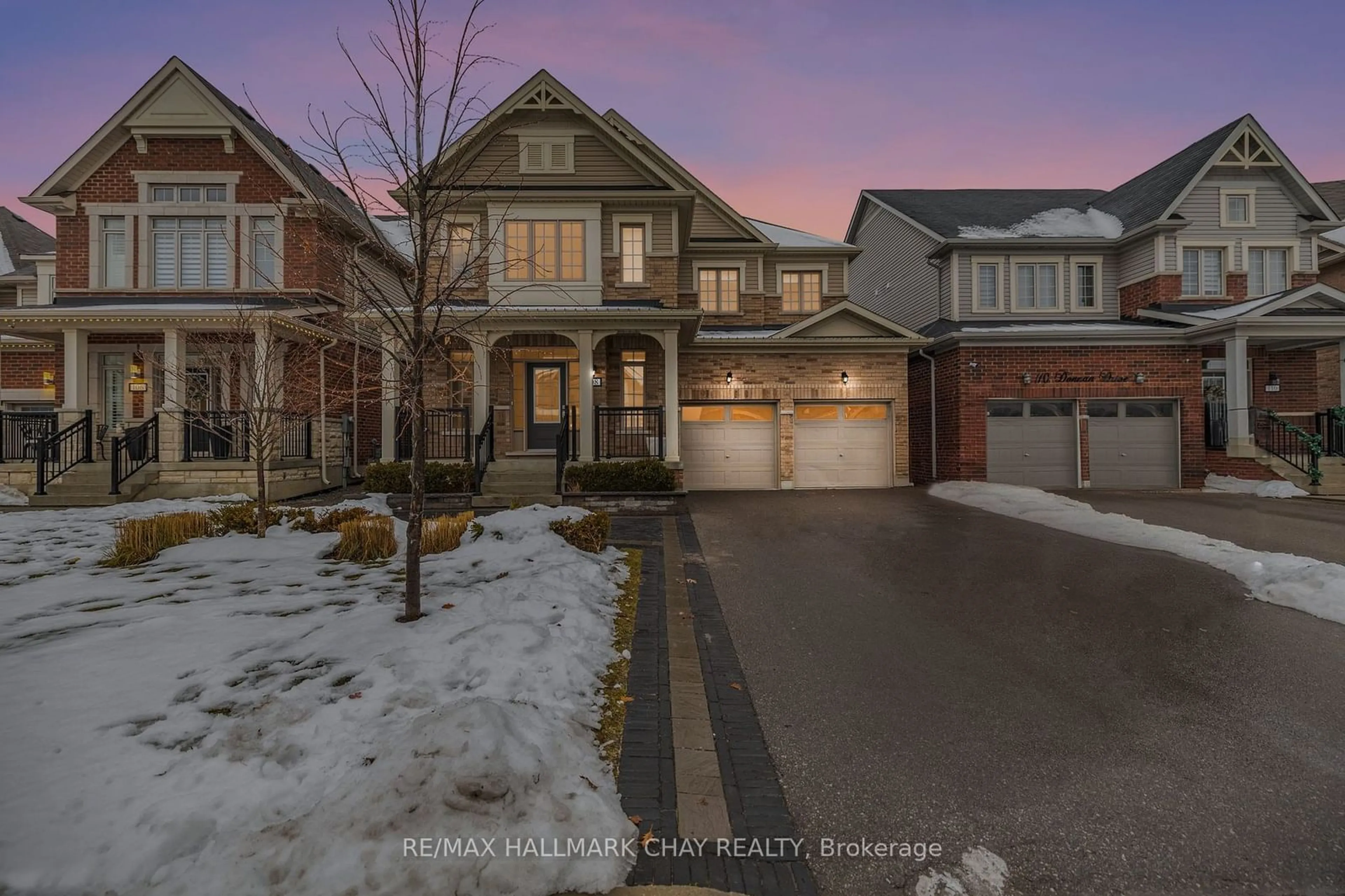 A pic from outside/outdoor area/front of a property/back of a property/a pic from drone, street for 108 Donnan Dr, New Tecumseth Ontario L0G 1W0