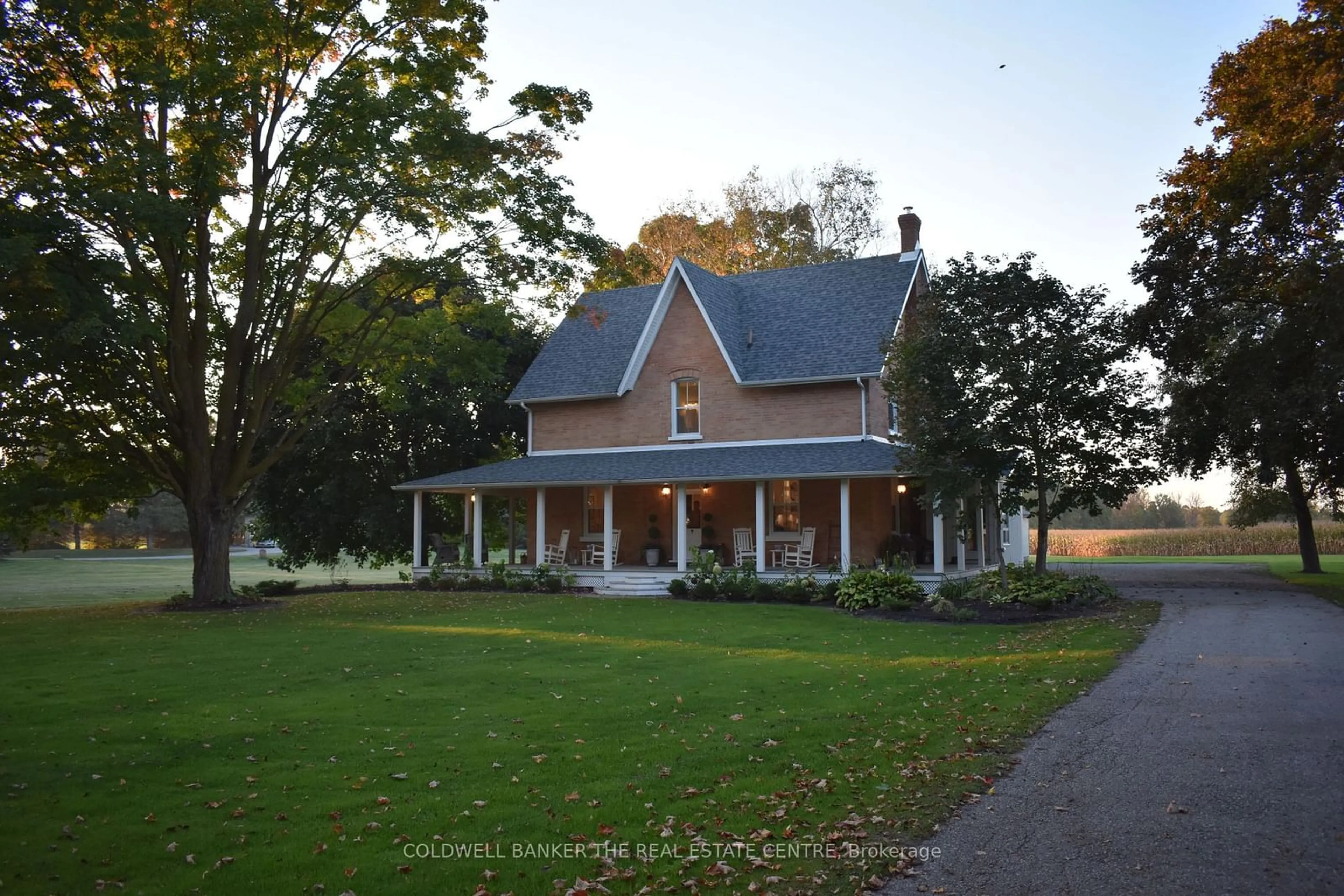 A pic from outside/outdoor area/front of a property/back of a property/a pic from drone, street for 6336 5th Sdrd, New Tecumseth Ontario L9R 1V2