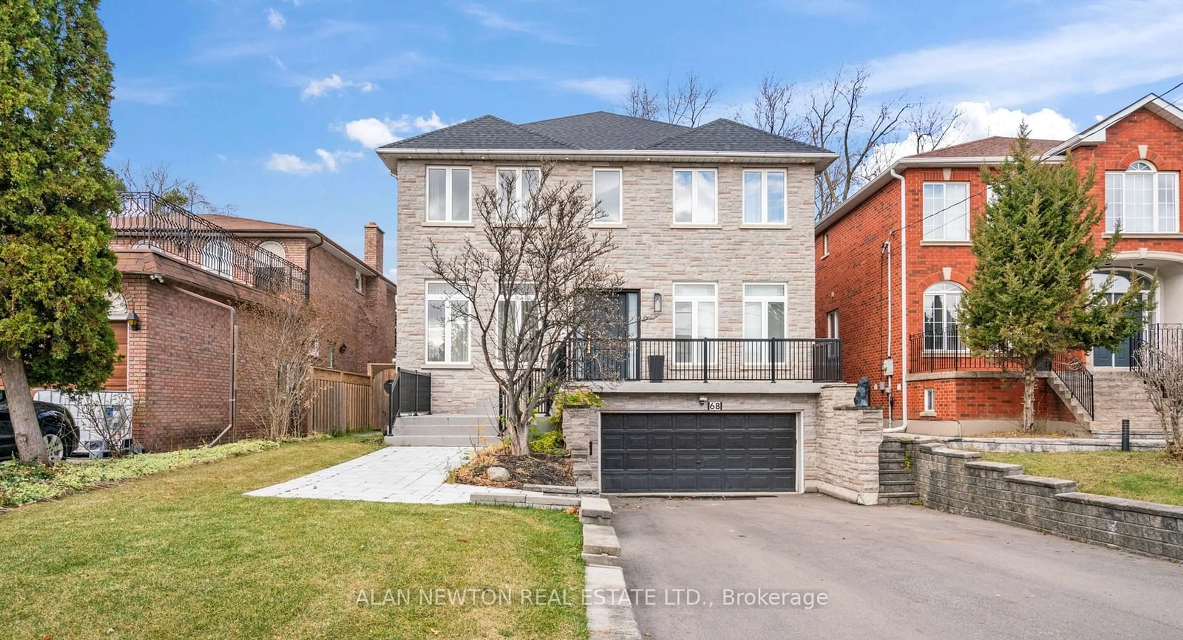 Home with brick exterior material, street for 68 Spruce Ave, Richmond Hill Ontario L4C 6W1