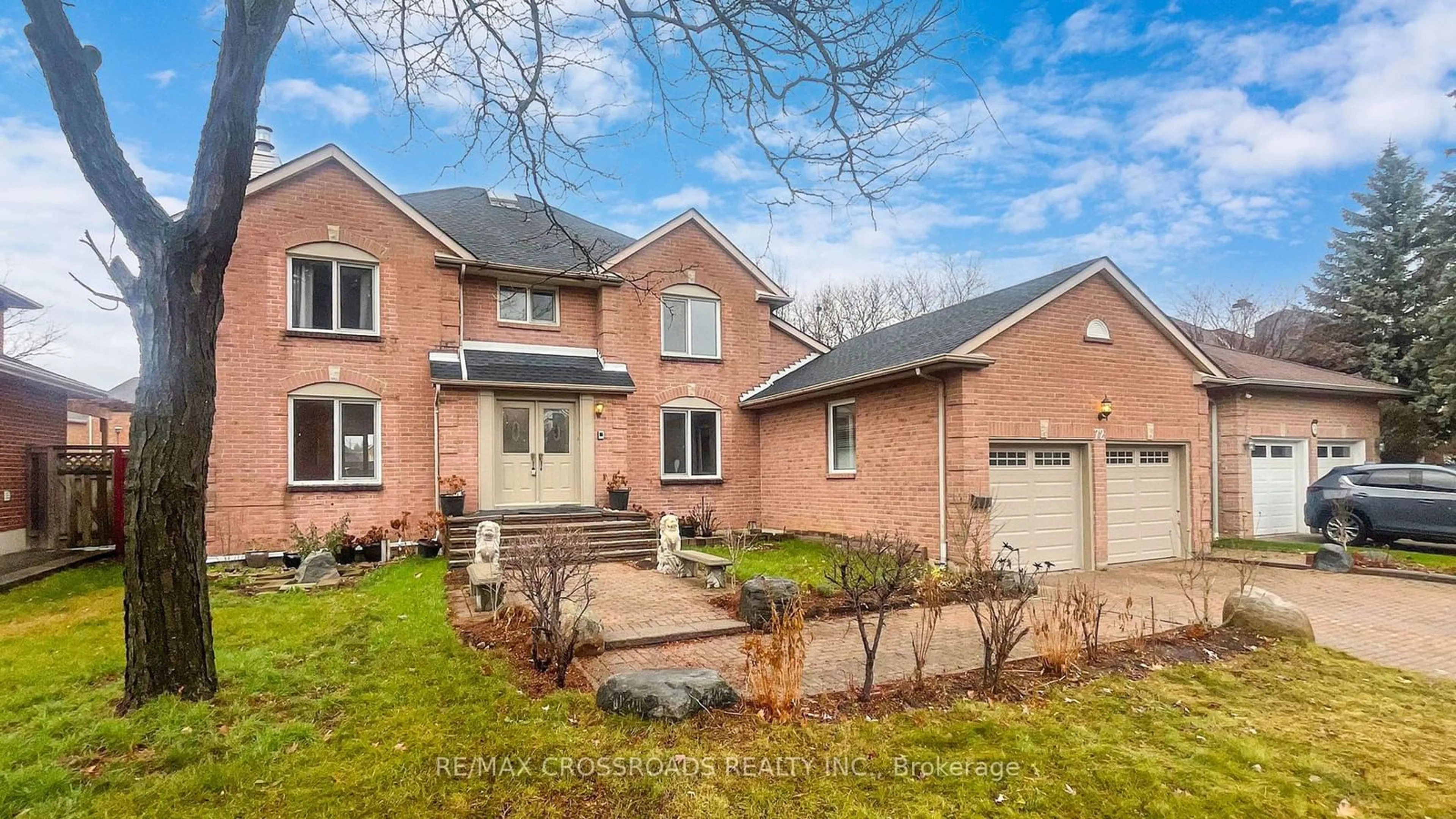 Home with brick exterior material, street for 72 Kerrigan Cres, Markham Ontario L3R 7S7