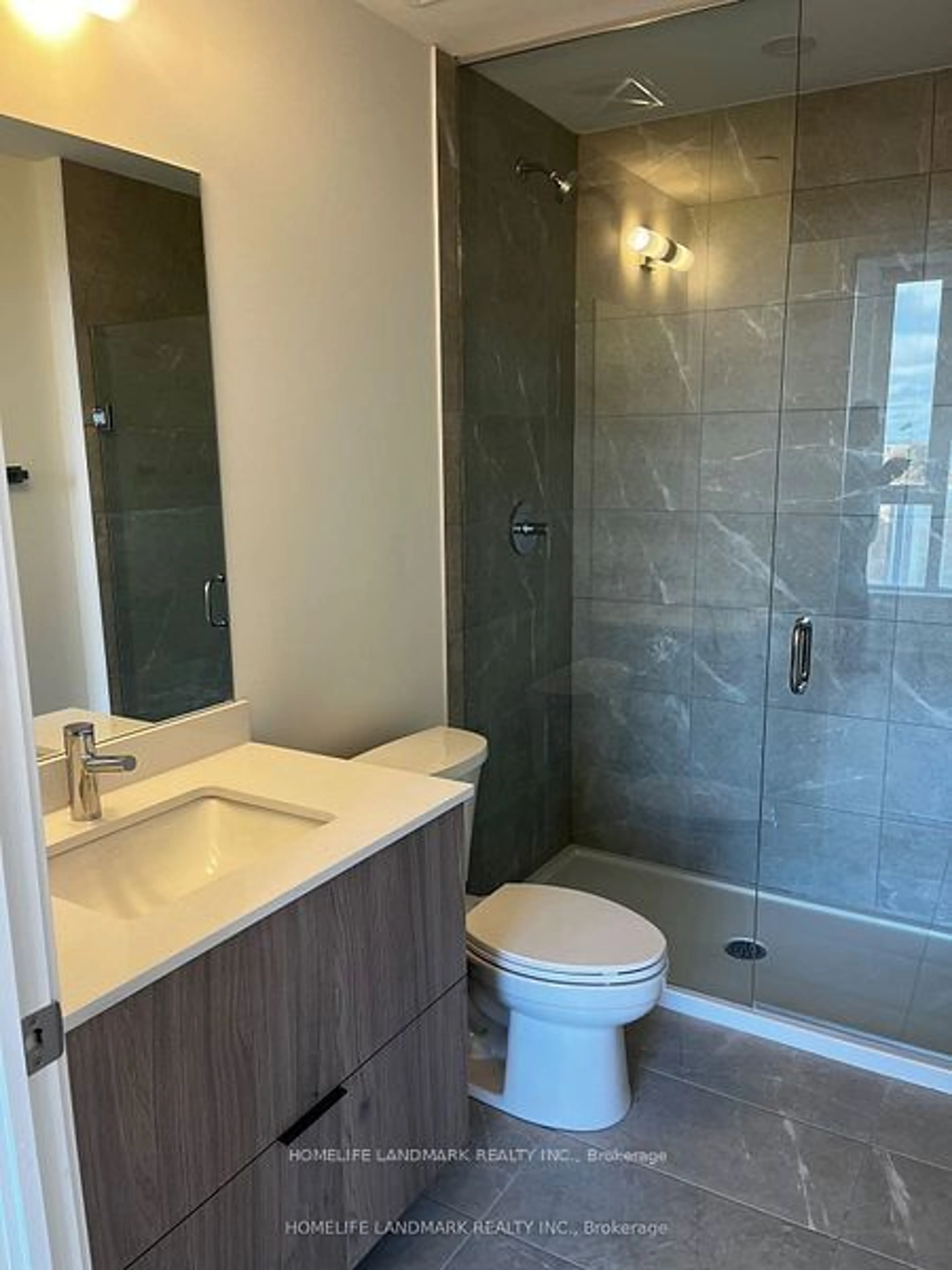 Contemporary bathroom, ceramic/tile floor for 6 David Eyer Rd #508, Richmond Hill Ontario L4S 0N5