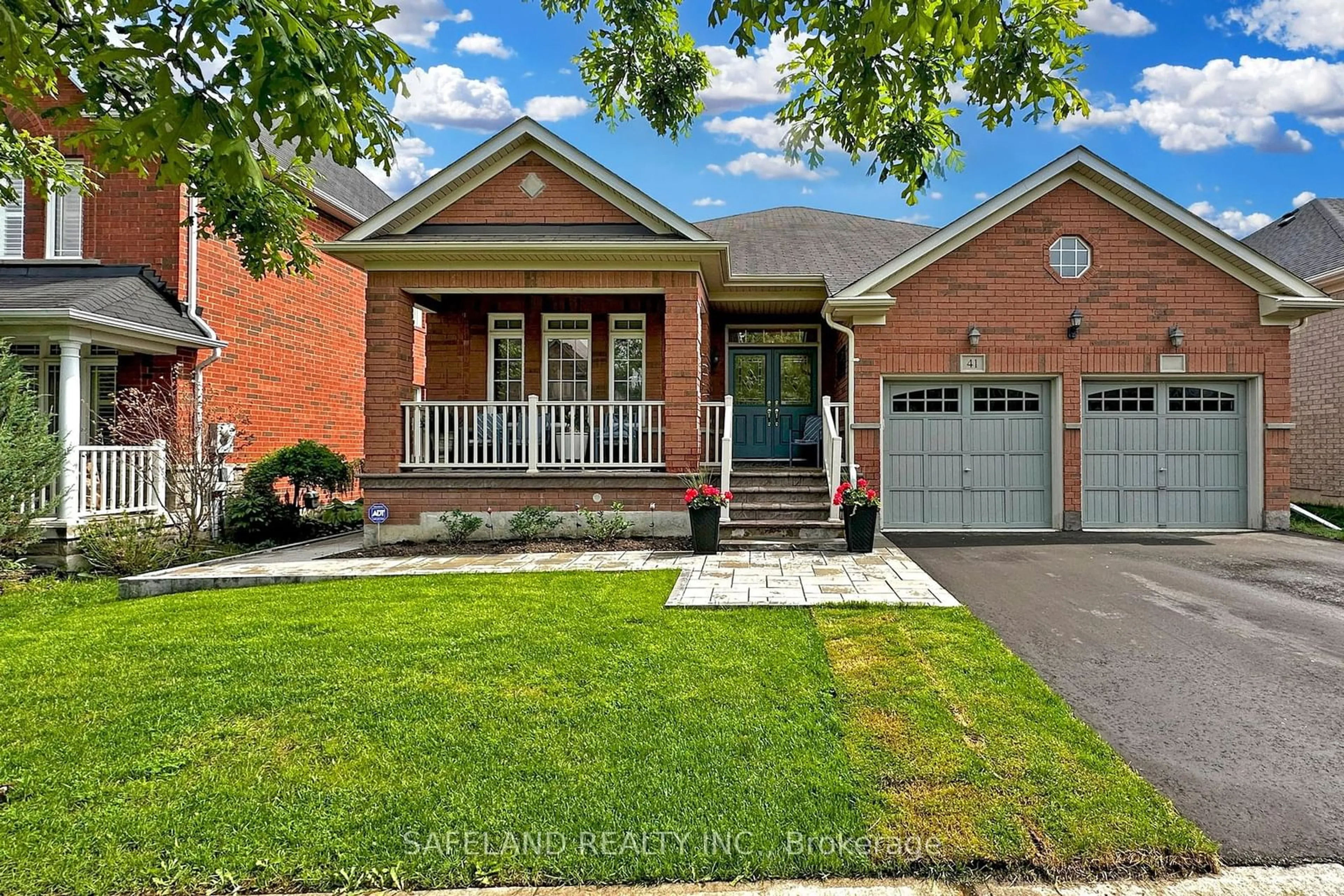 Home with brick exterior material, street for 41 Eakins Dr, Aurora Ontario L4G 0G7