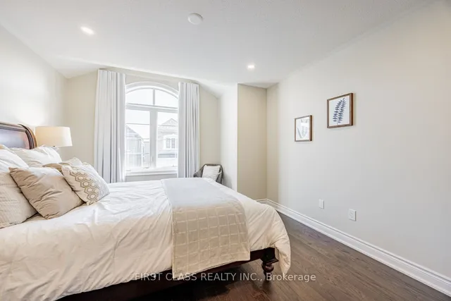 Additional property image - 8 Reign Lane