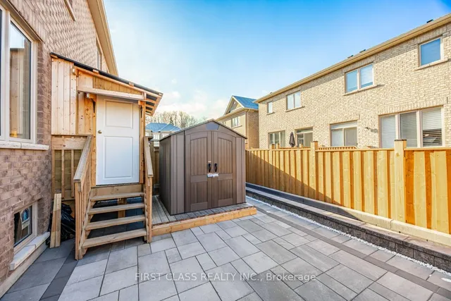 Additional property image - 8 Reign Lane