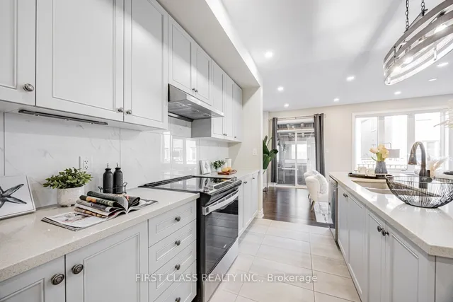 Additional property image - 8 Reign Lane