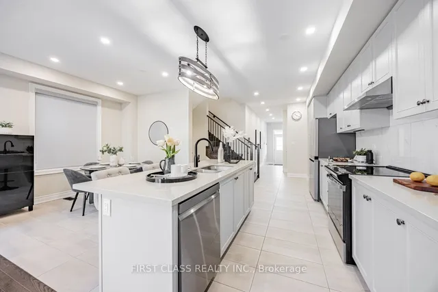 Additional property image - 8 Reign Lane