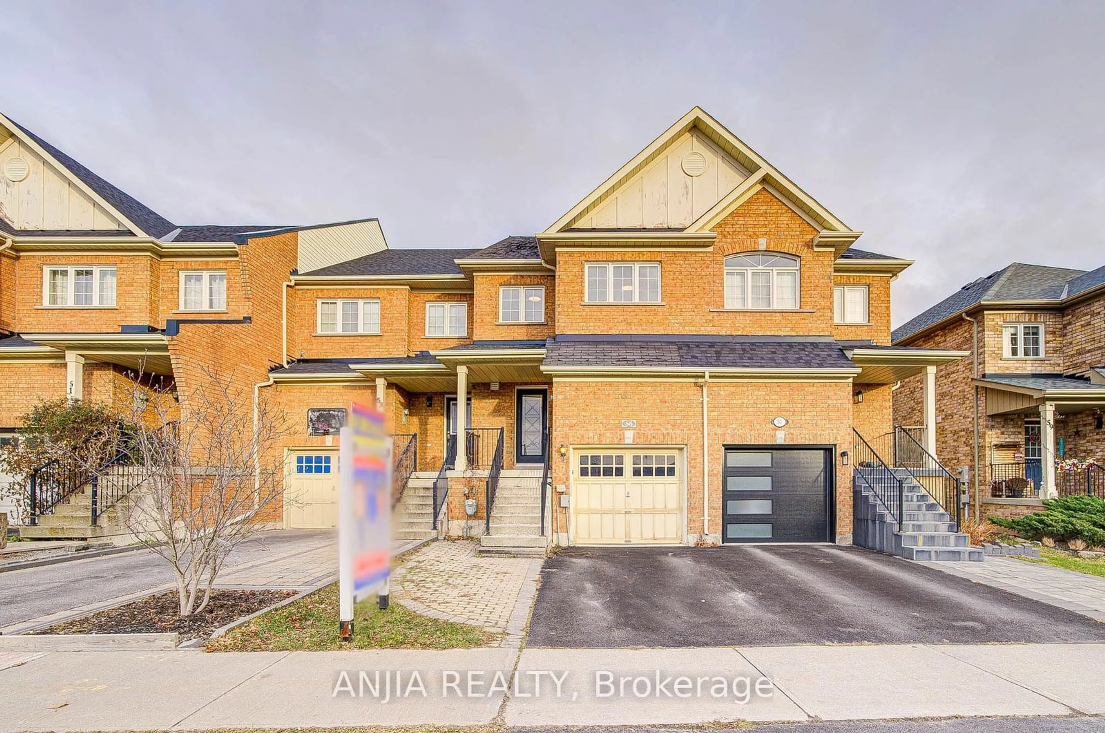 Unknown for 55 Heritage Hollow Esta St, Richmond Hill Ontario L4S 2X3