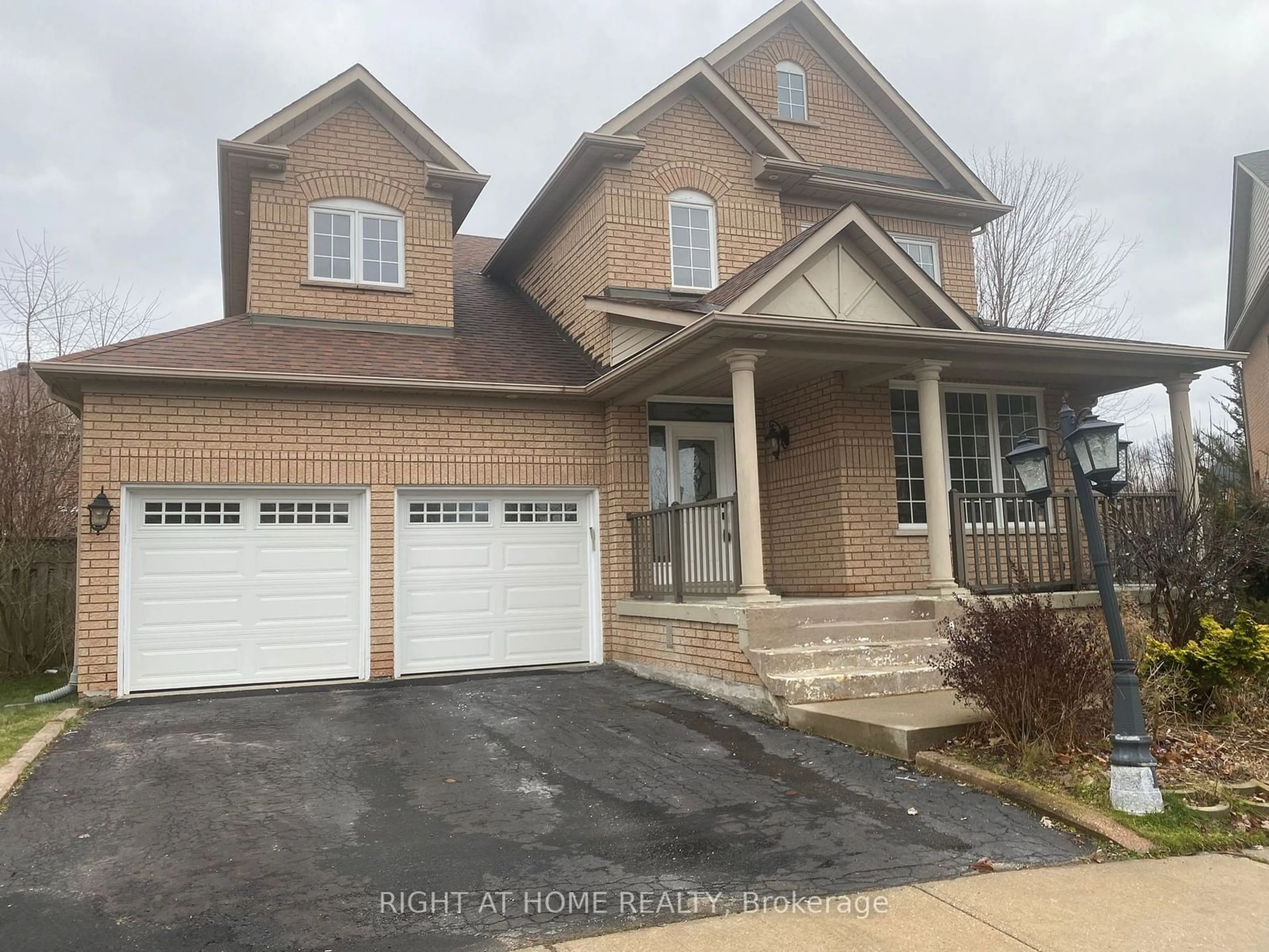 Unknown for 23 Waldron Cres, Richmond Hill Ontario L4E 4A3